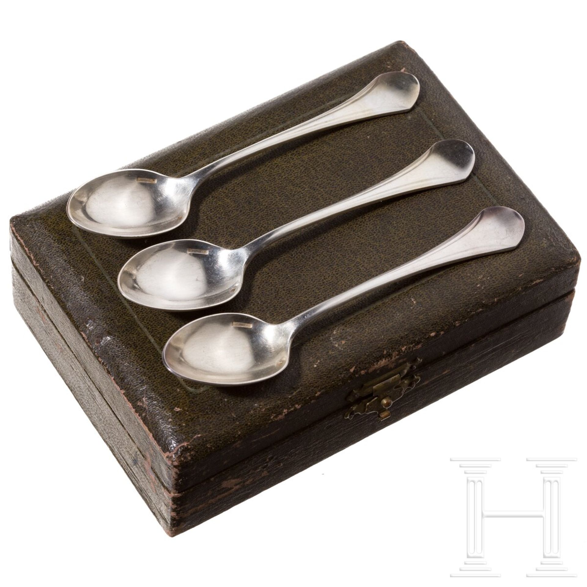 Zwei silberne Pillendöschen, Silberfiligran-Schälchen und sechs Teelöffel, Indien, 19. Jhdt. bzw. Ha - Bild 5 aus 7