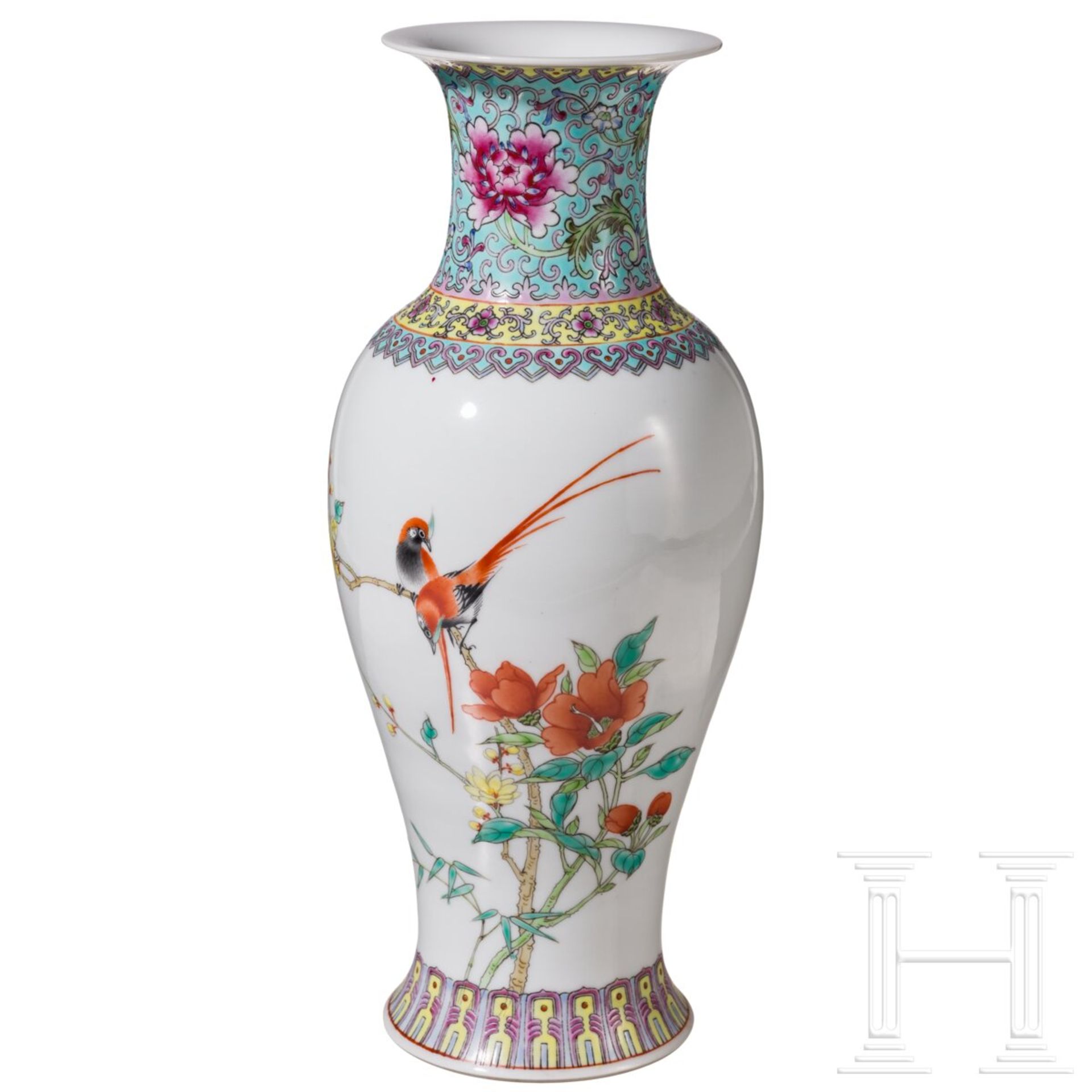 Famille-Rose-Jingdezhen-Zhi-Vase, China, um 1950 - 1970