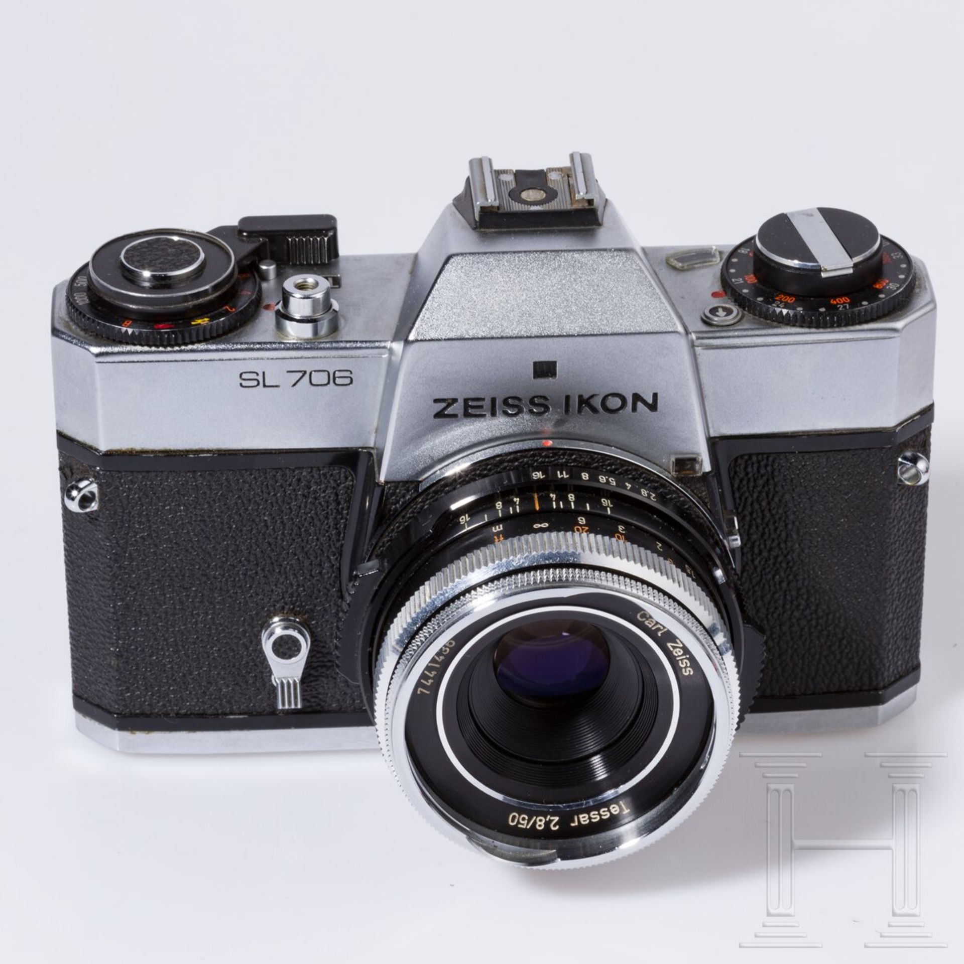 Zeiss Ikon SL 706 mit Carl Zeiss Tessar 50 mm, Skoparex 35 mm, Super-Dynarex 135 mm - Bild 2 aus 11