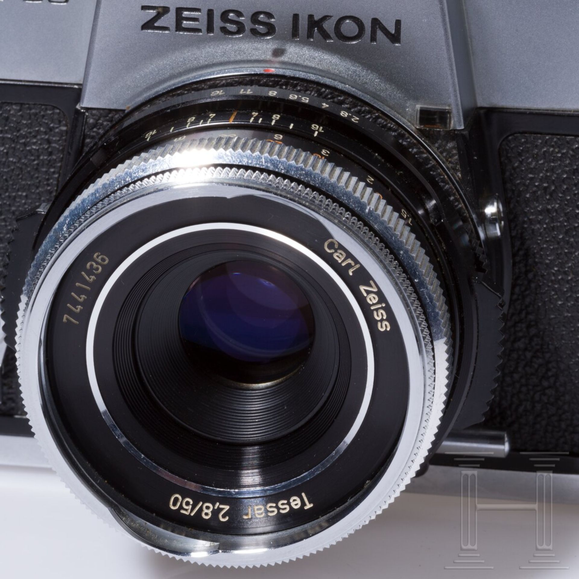 Zeiss Ikon SL 706 mit Carl Zeiss Tessar 50 mm, Skoparex 35 mm, Super-Dynarex 135 mm - Image 6 of 11