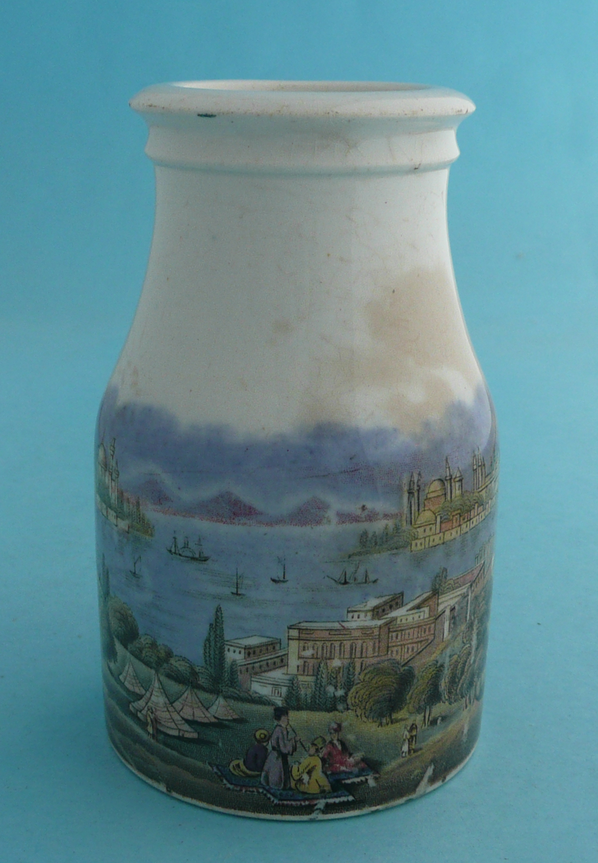 Constantinople (80) shaped jar