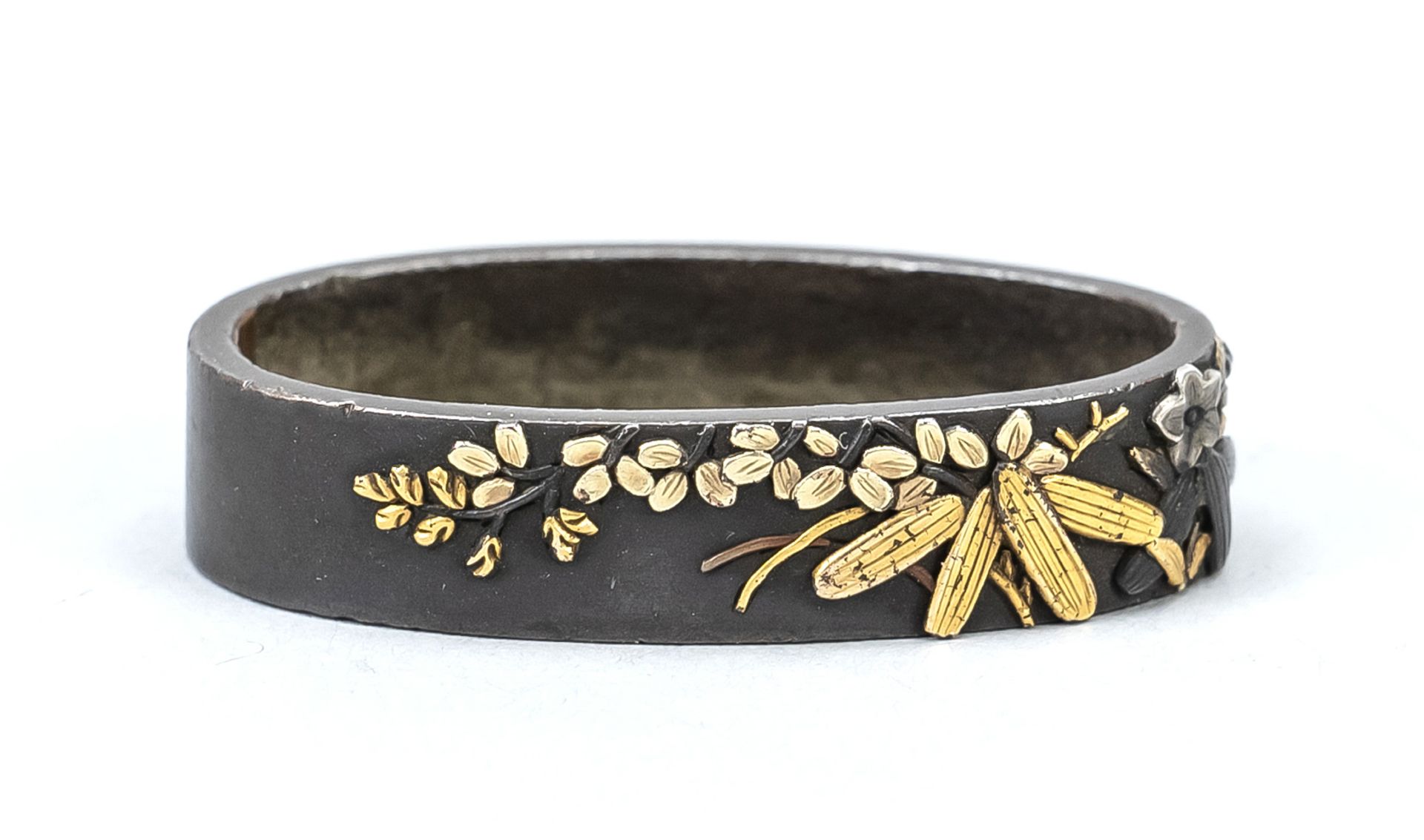 Fuchi, Japan, Edo period, 18th/19th century, relief on smooth ground, details in silver, gold and