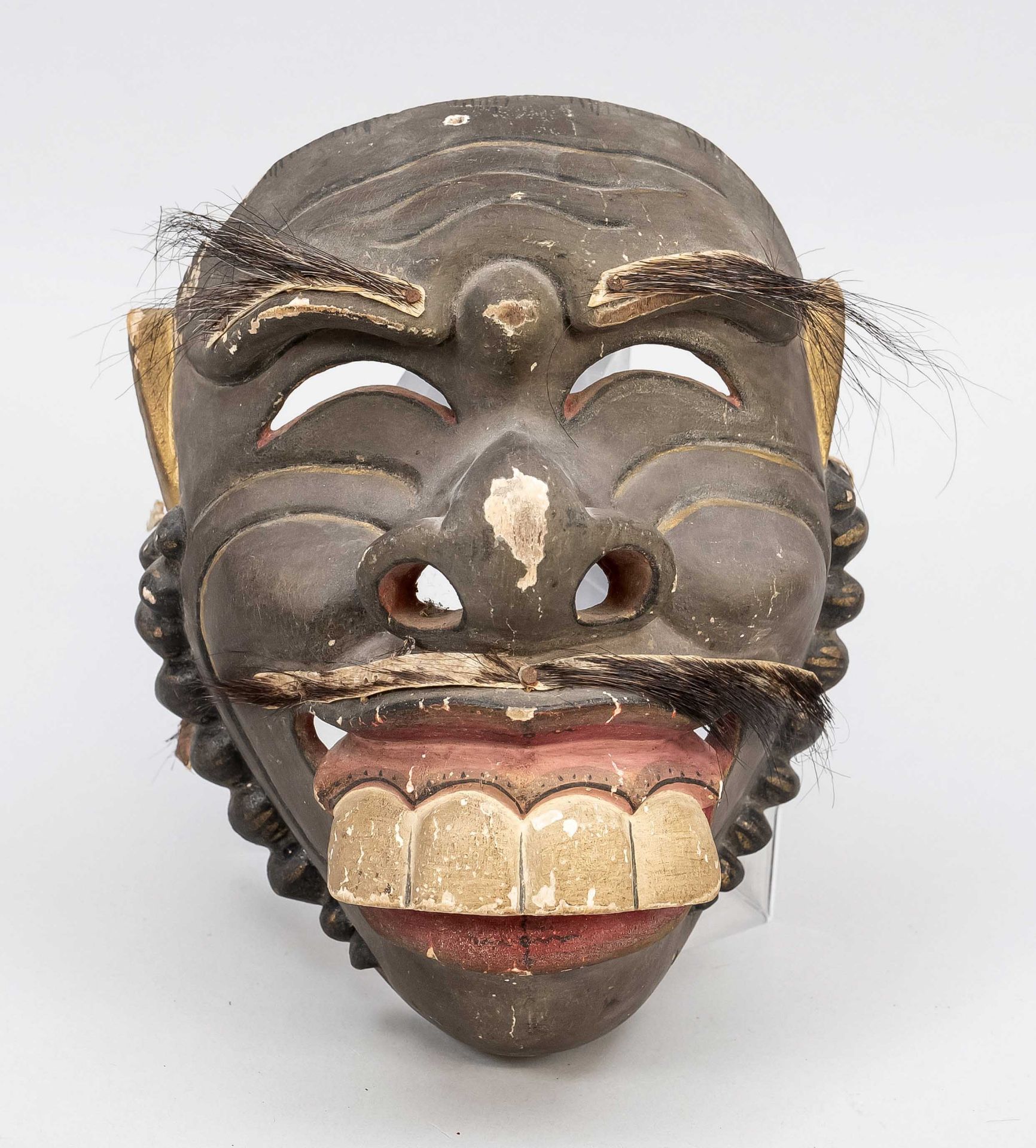 Wayang topeng mask fun maker Patih, Indonesia, 19th century or earlier, light wood finely notched