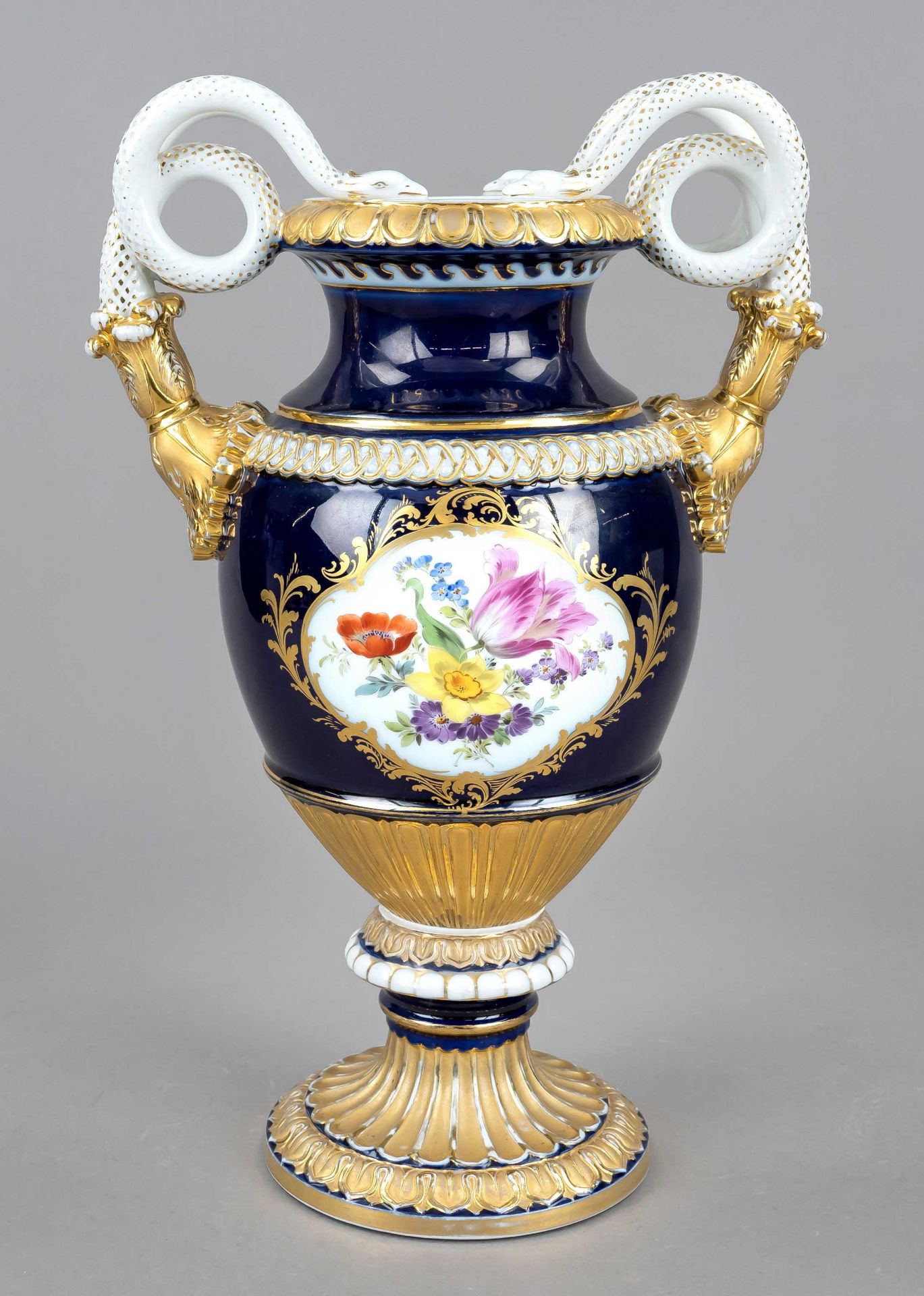 Large snake-handled vase, Meissen, mark after 1934, 1st choice, amphora shape with side handles in