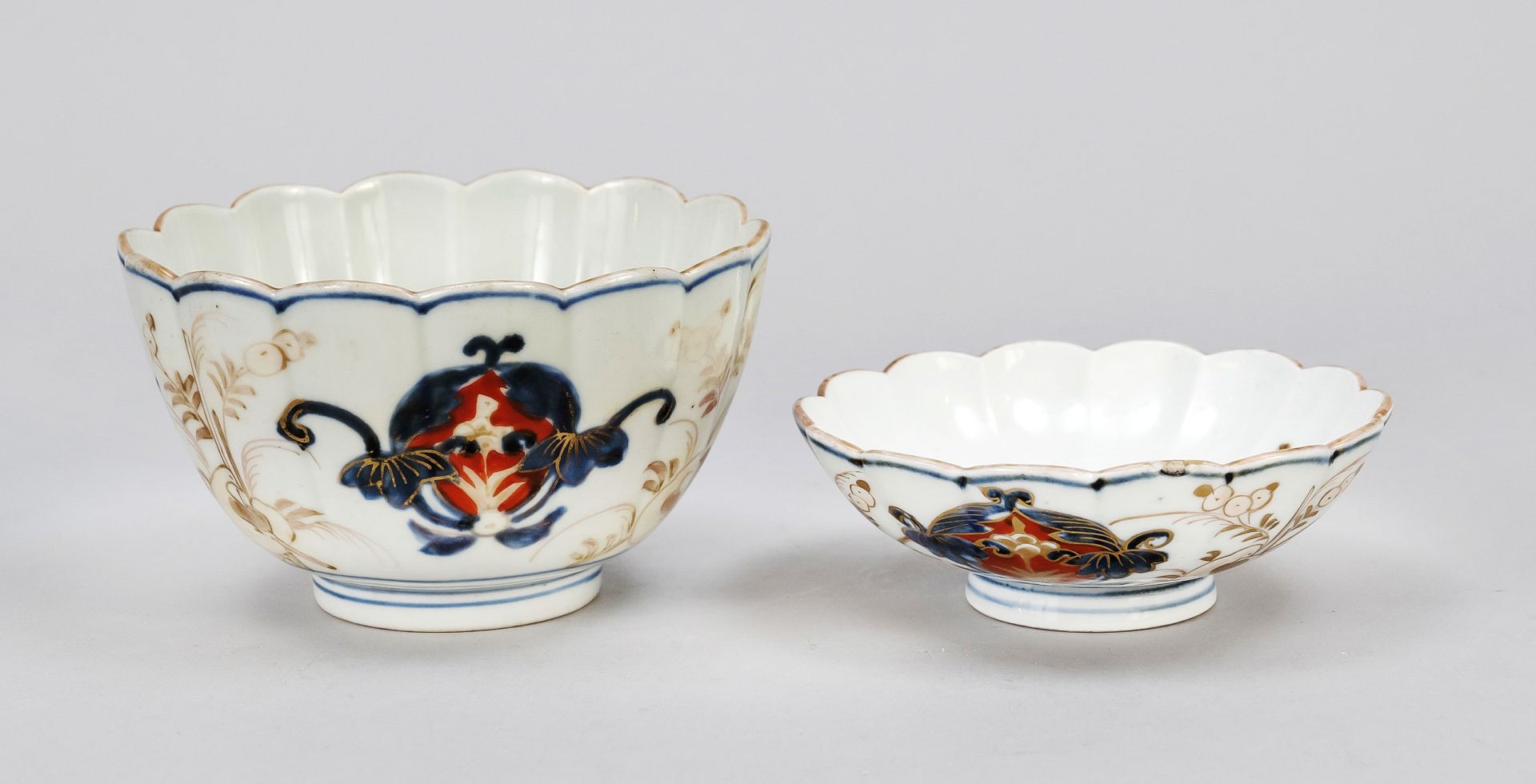 Imari bowl with lid, Japan, Edo period(1603-1868), 19th c., porcelain with polychrome painting of