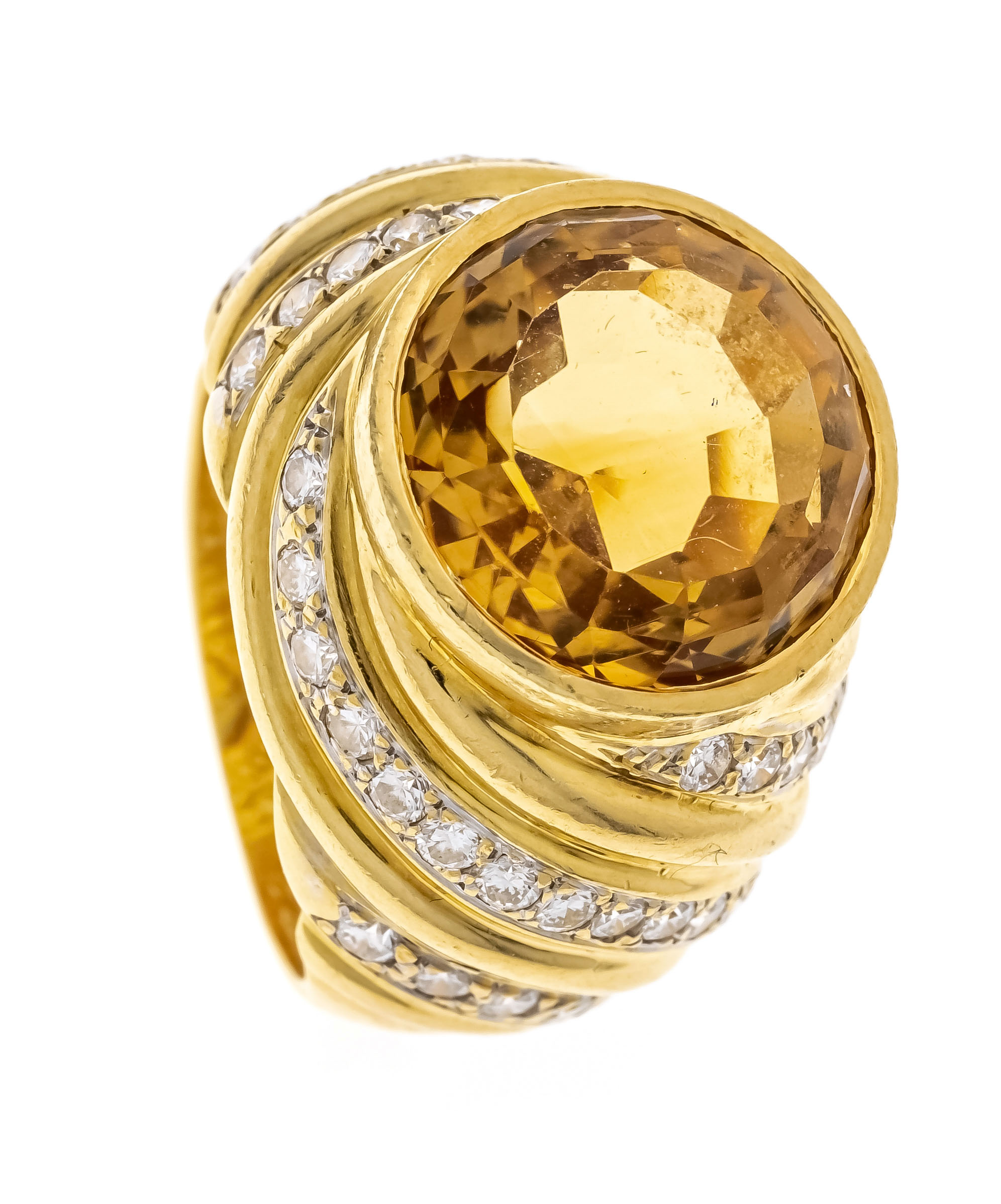 Citrine-cut diamond ring GG 750/000 with one round faceted citrine 13.5 mm, brownish yellow-