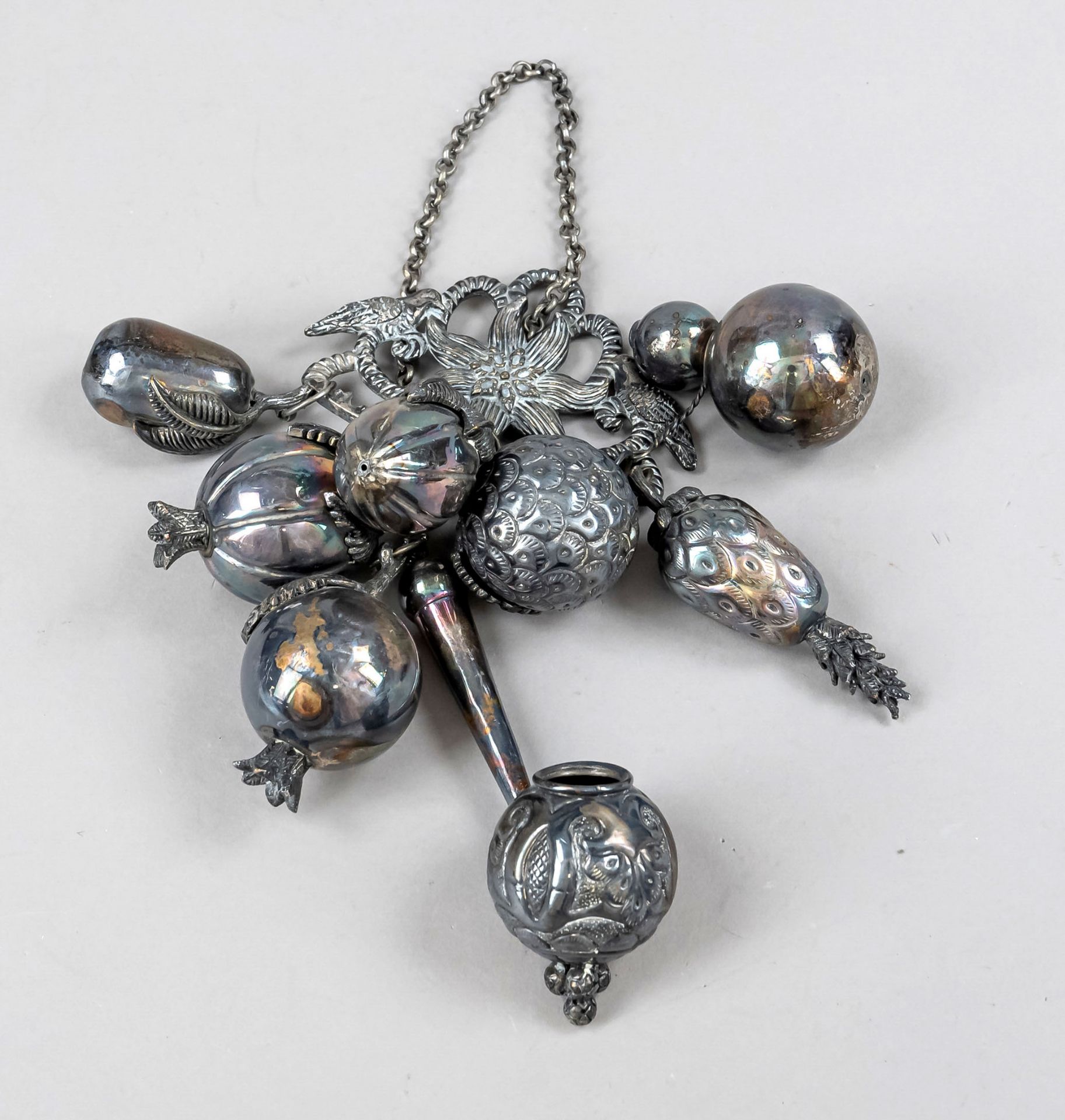 Decorative object, 20th c., plated, pendant, openwork with floral and bird motif, with 8 pendants in