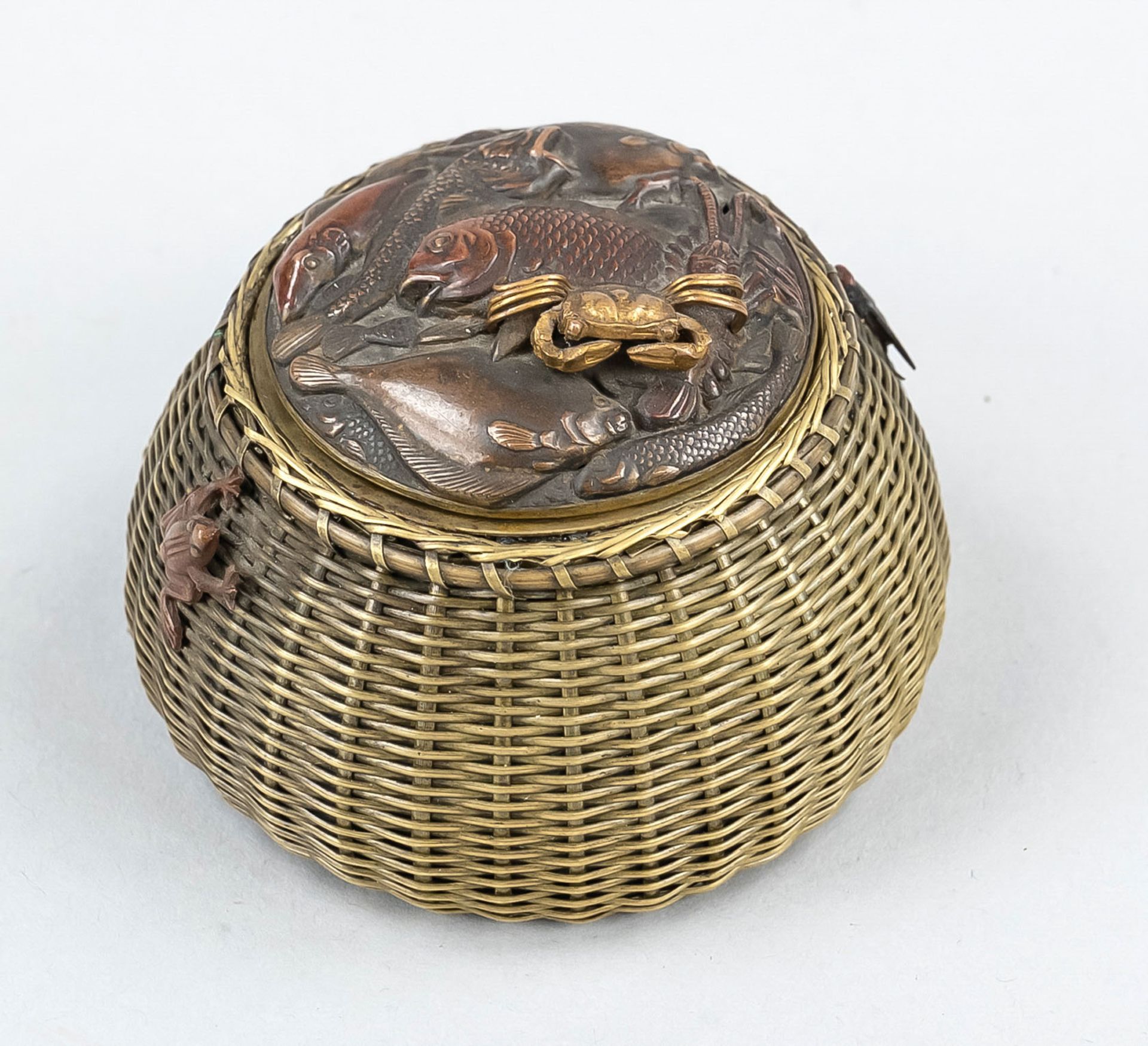 Okimono inkwell ''The bulging fishing basket'', Japan, Meiji period(1868-1912), c. 1880, brass