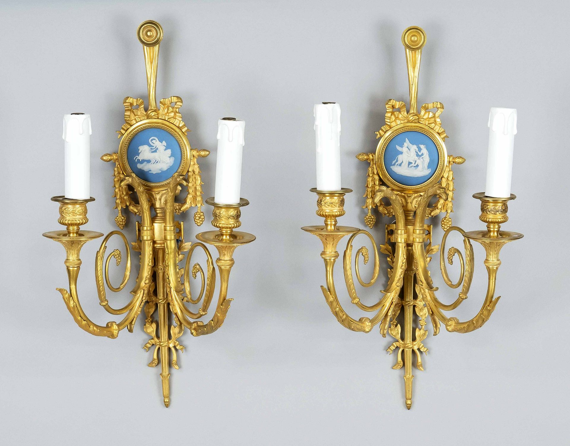 Pair of sconces Second Empire, probably France, 19th c., bronze gilded with set porcelain plaque