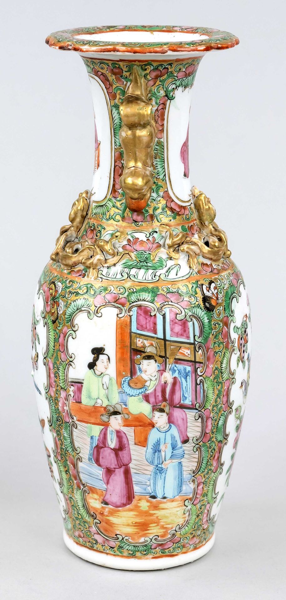 Canton flower vase famille rose, China, Qing dynasty(1644-1912), 19th century, porcelain with - Image 2 of 4