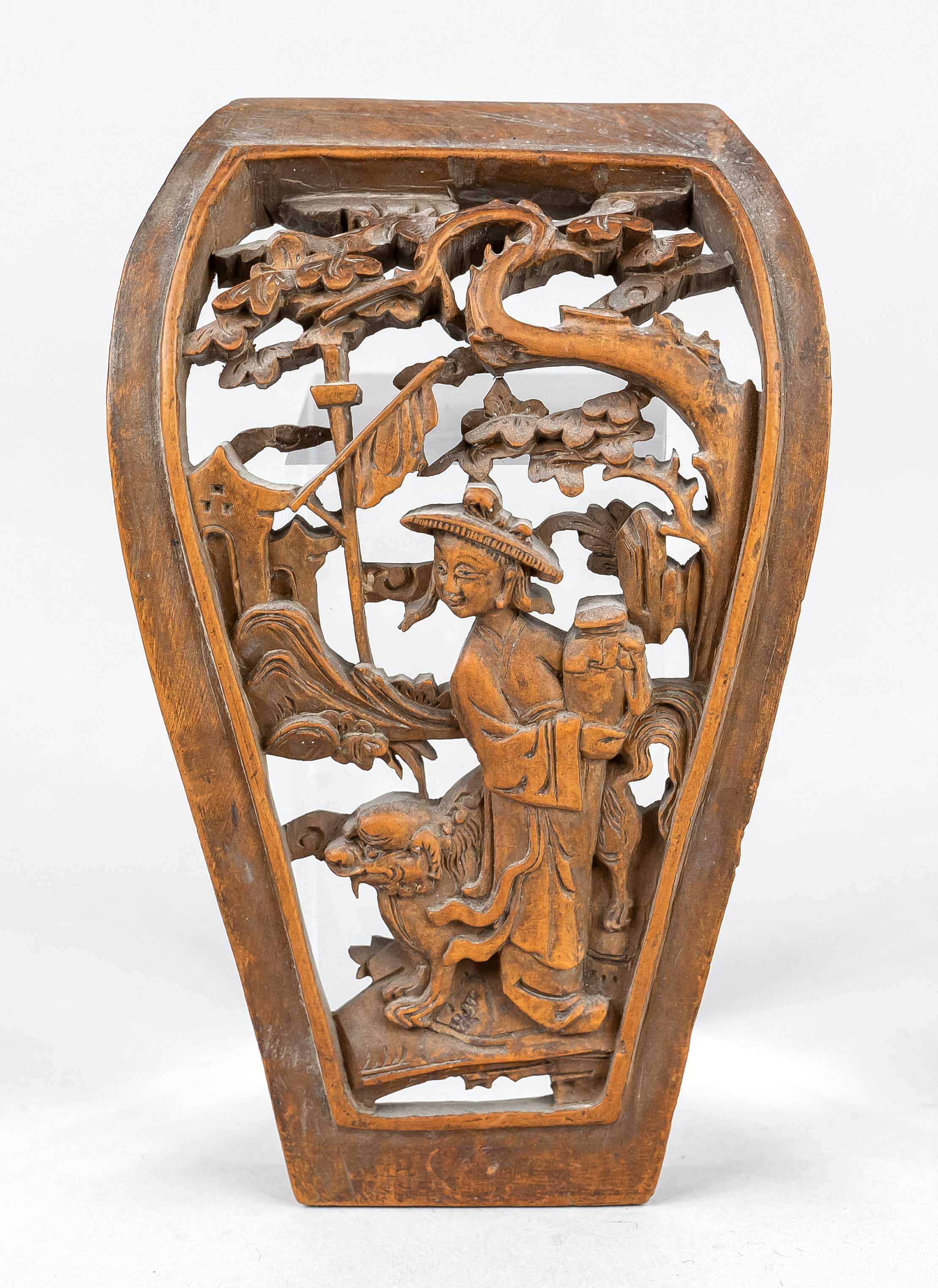 Boxwood plaque, China, Qing dynasty(1644-1912), 19th century, exalted boxwood carving with