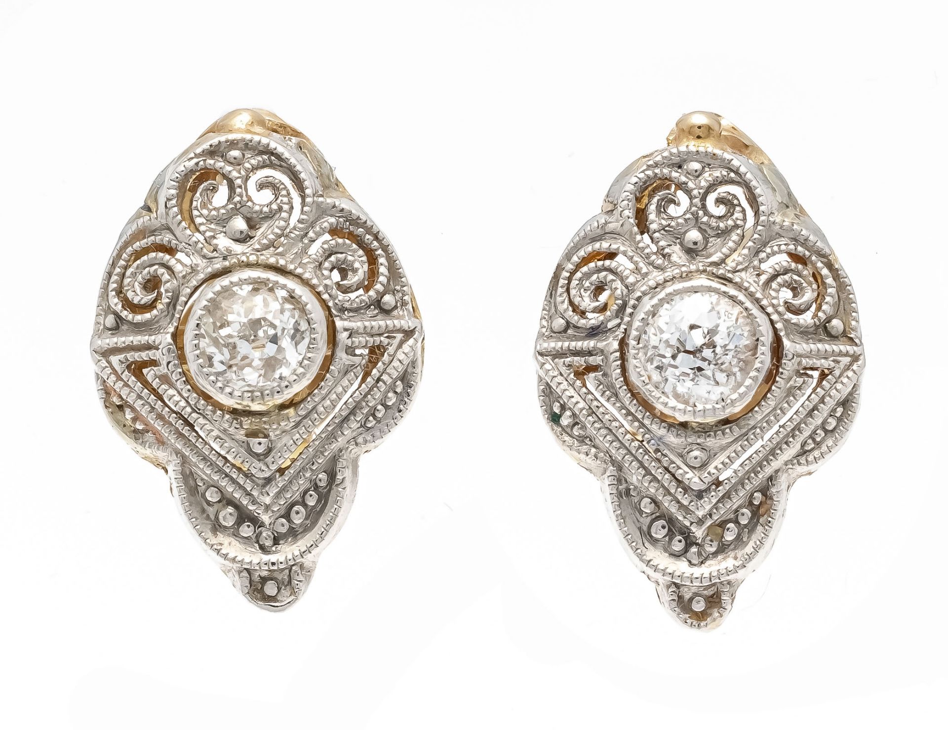 Art Deco old-cut diamond stud earrings GG/WG 585/000 each with one old-cut diamond 0.08 ct W/PI,