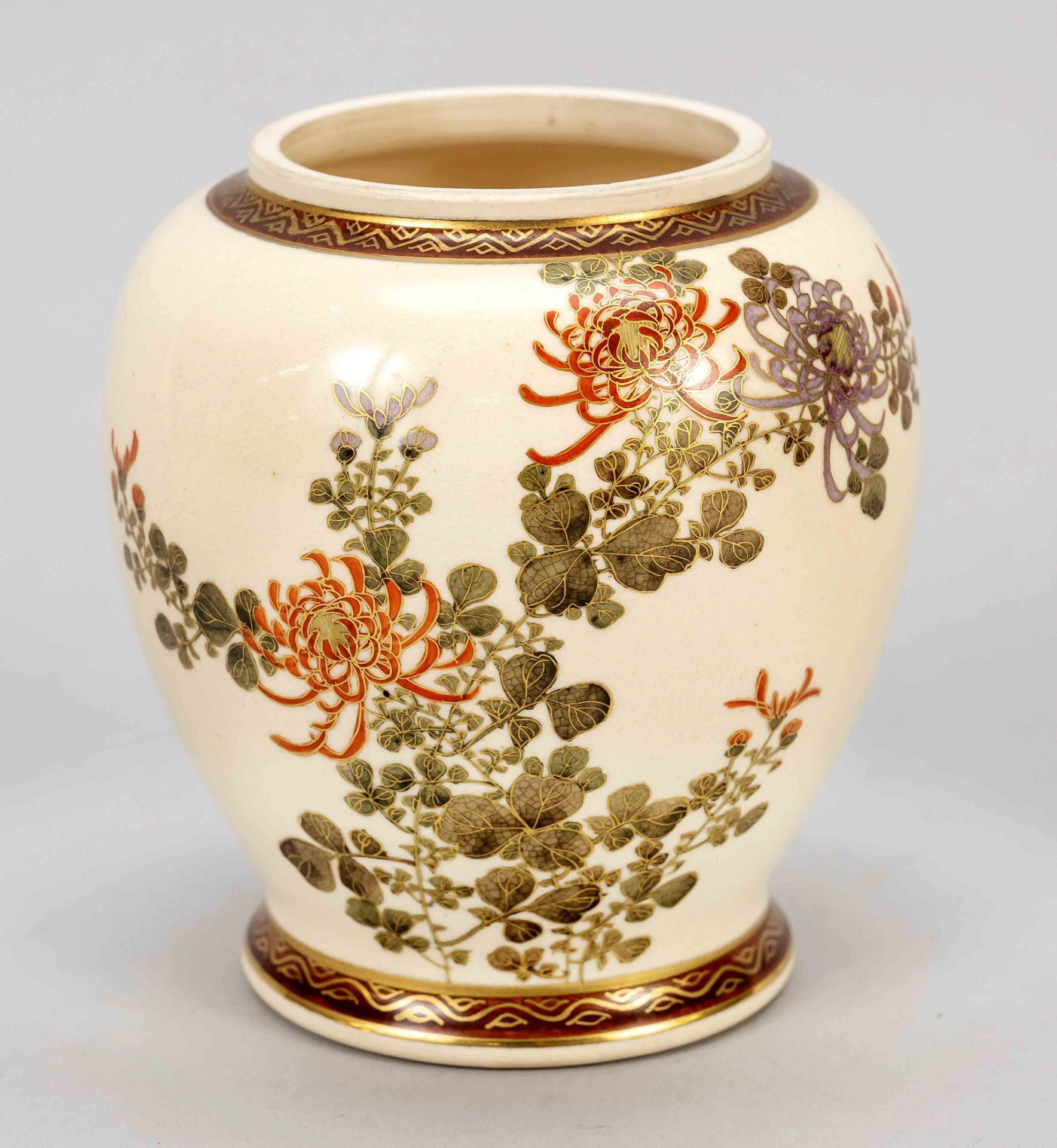 Satsuma shoulder vase, Japan, 1st half 20th c., ivory porcelain covered with fine craquelé,