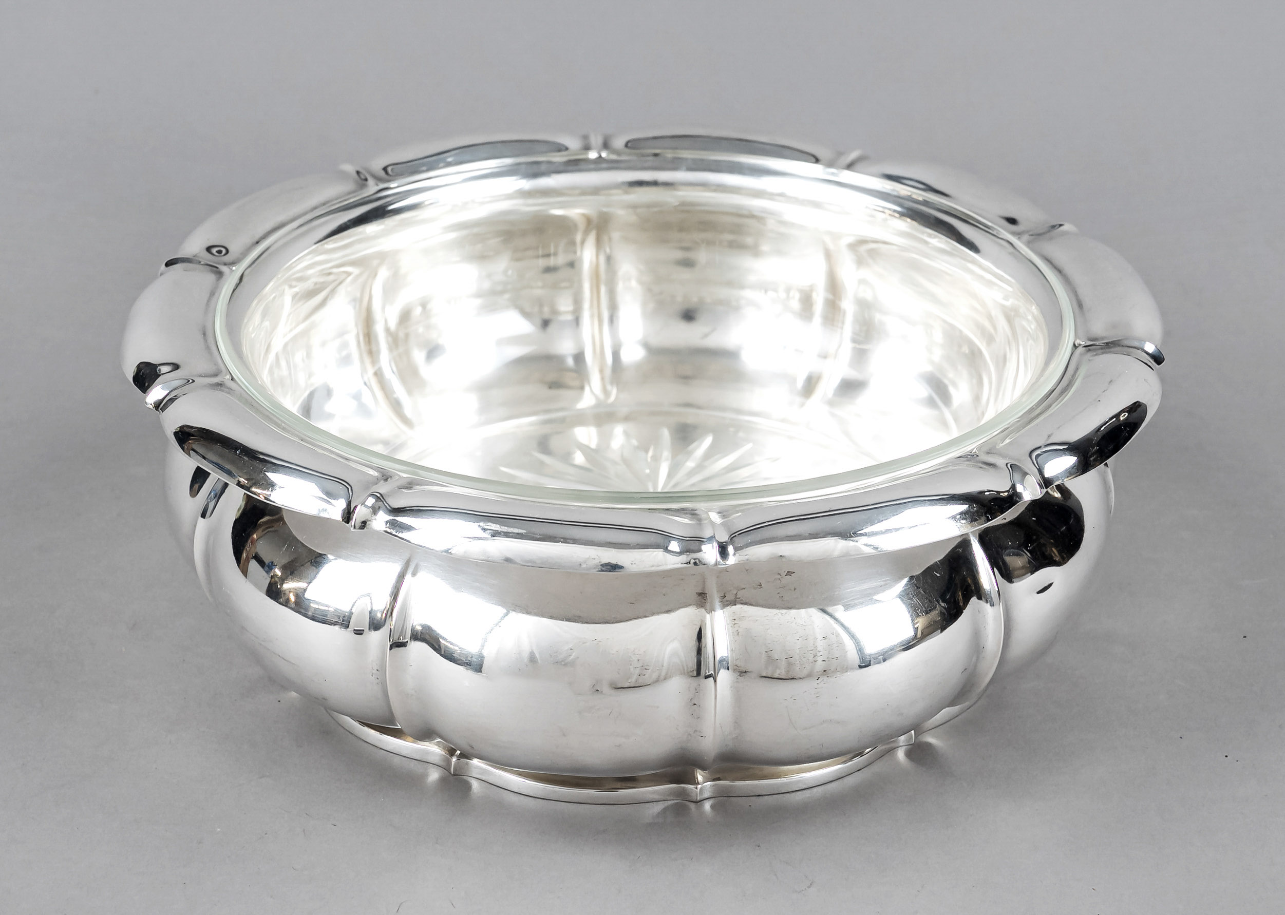 Round bowl, German, 20th century, maker's mark Bruckmann & Söhne, Heilbronn, jeweler's mark