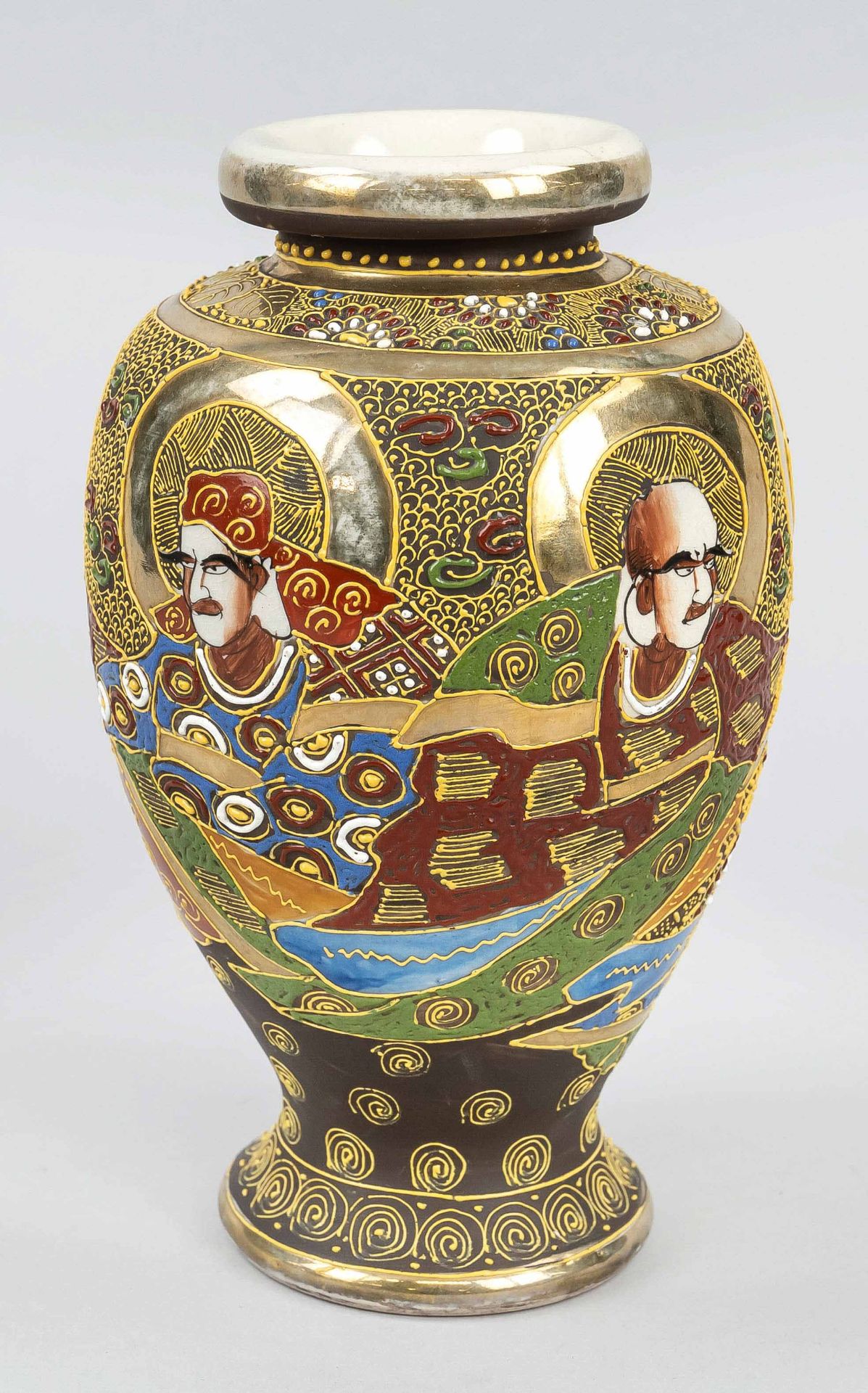Satsuma vase with expressionistic decoration, Japan, 1920s, ivory porcelain with fine craquelé, rich - Image 2 of 4
