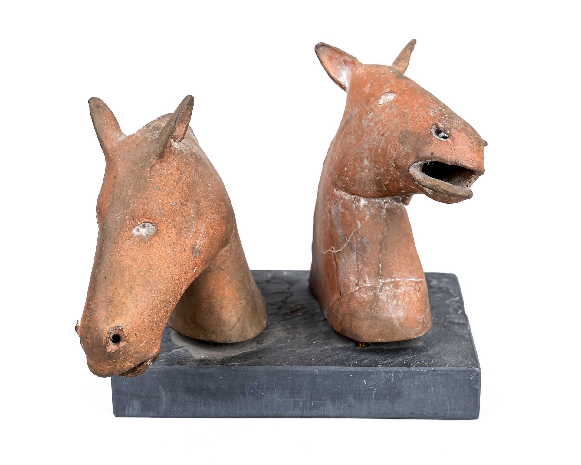 Otto, Waldemar. 1929 Petrikau/Poland - 2020 Worpswede. Two horse heads. 1990. bronze, rust brown