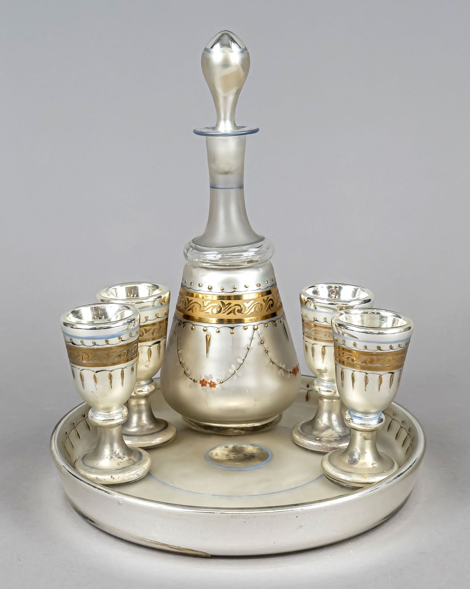 Six-piece farm silver liqueur set, round tray with carafe and 4 glasses, each with gold