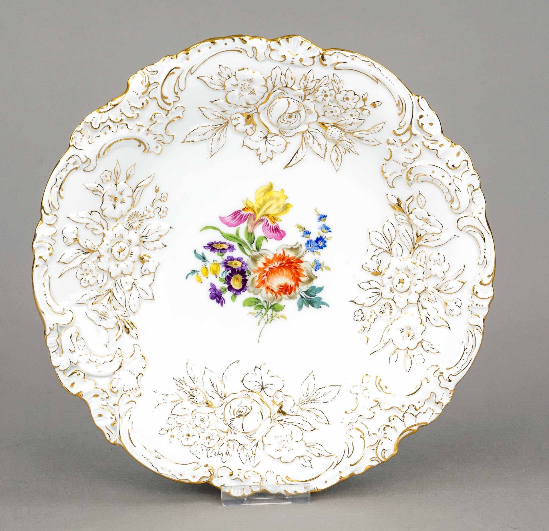 Meissen ceremonial plate, mark 1953-57, 1st choice, moulded form, floral relief decoration,