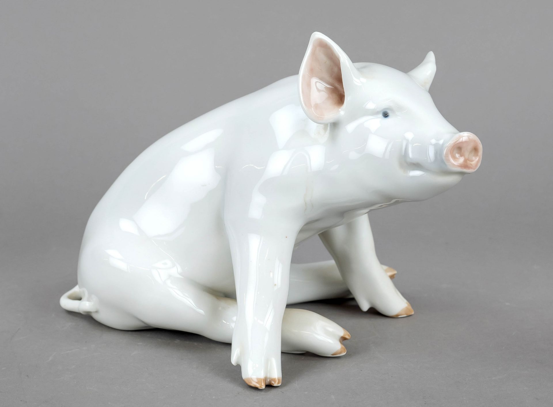 Large sitting pig, Royal Copenhagen, Denmark, mark 1975-79, 1st choice, model no. 414, lightly