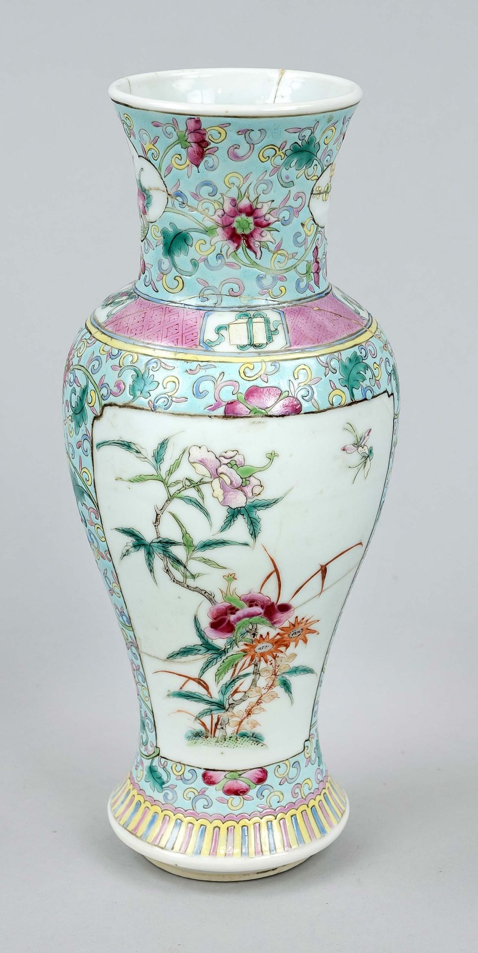 Vase famille rose, China, um 1 - Bild 2 aus 3