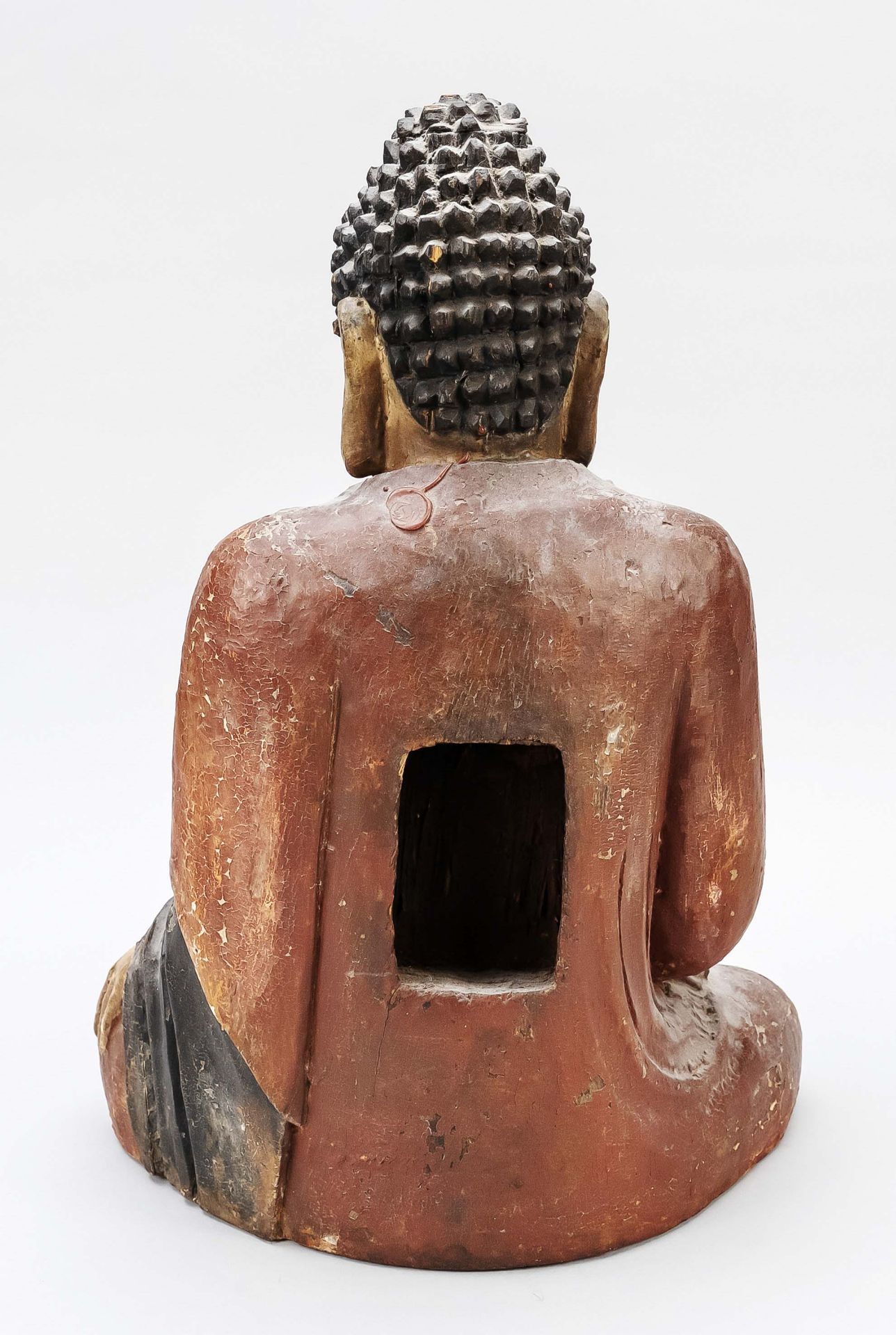 Important wooden sculpture of Buddha Amithabha, probably Song(960-1279) or Jin dynasty(1125-1234) - Image 2 of 2