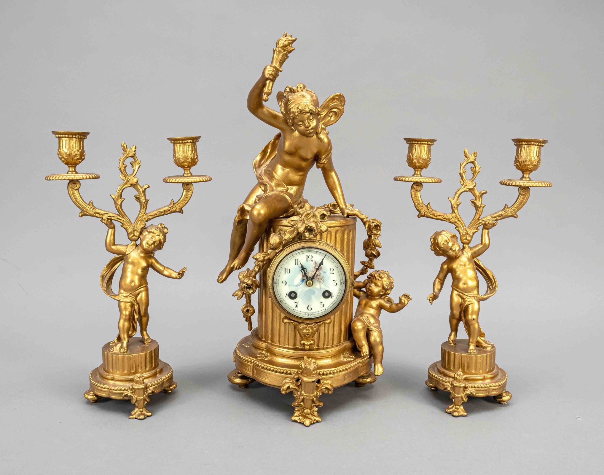 Figure pendulum set, 3 pieces, 2nd half 19th c., fluted column with elf holding torch and putti,