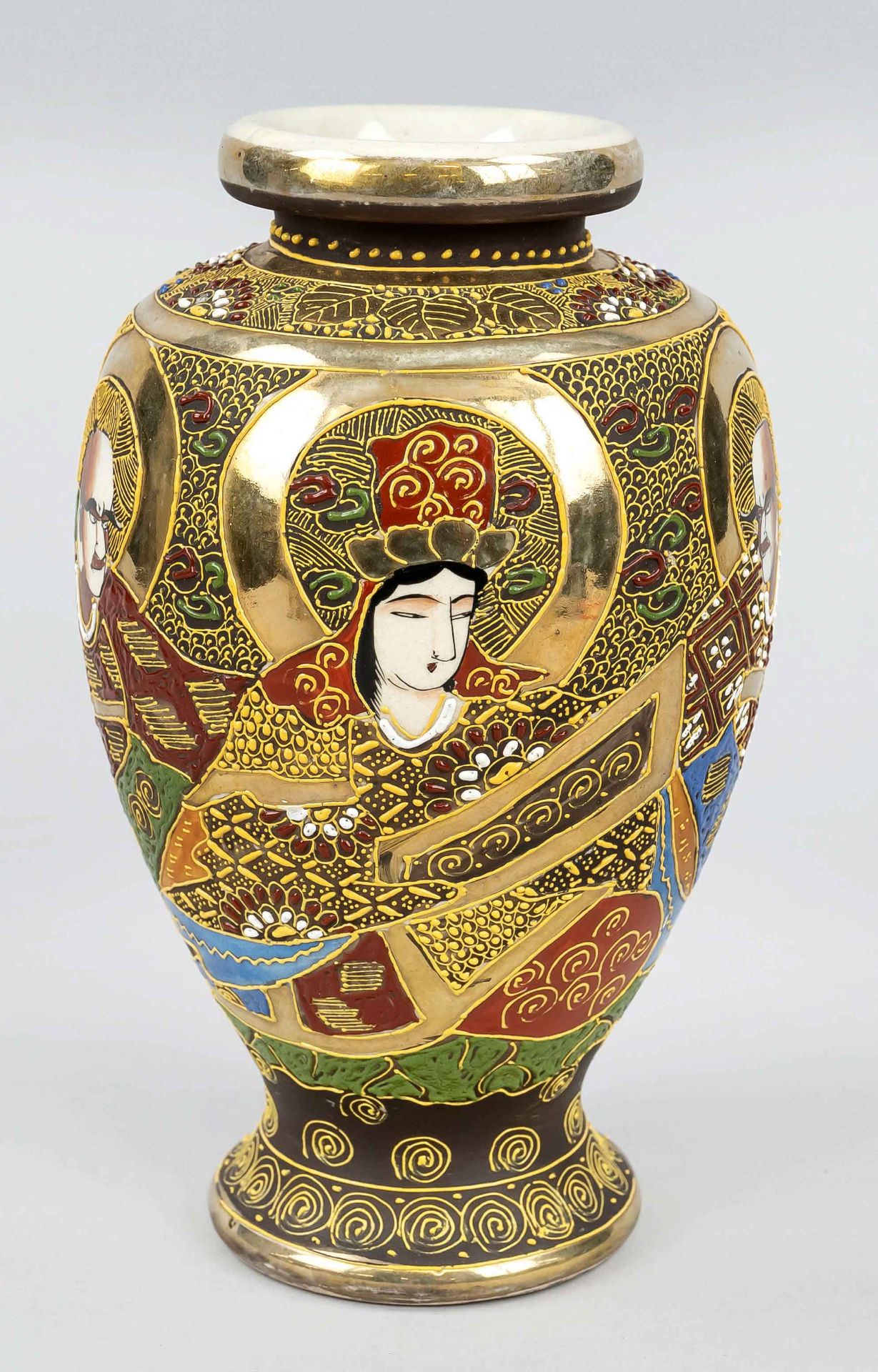 Satsuma vase with expressionistic decoration, Japan, 1920s, ivory porcelain with fine craquelé, rich