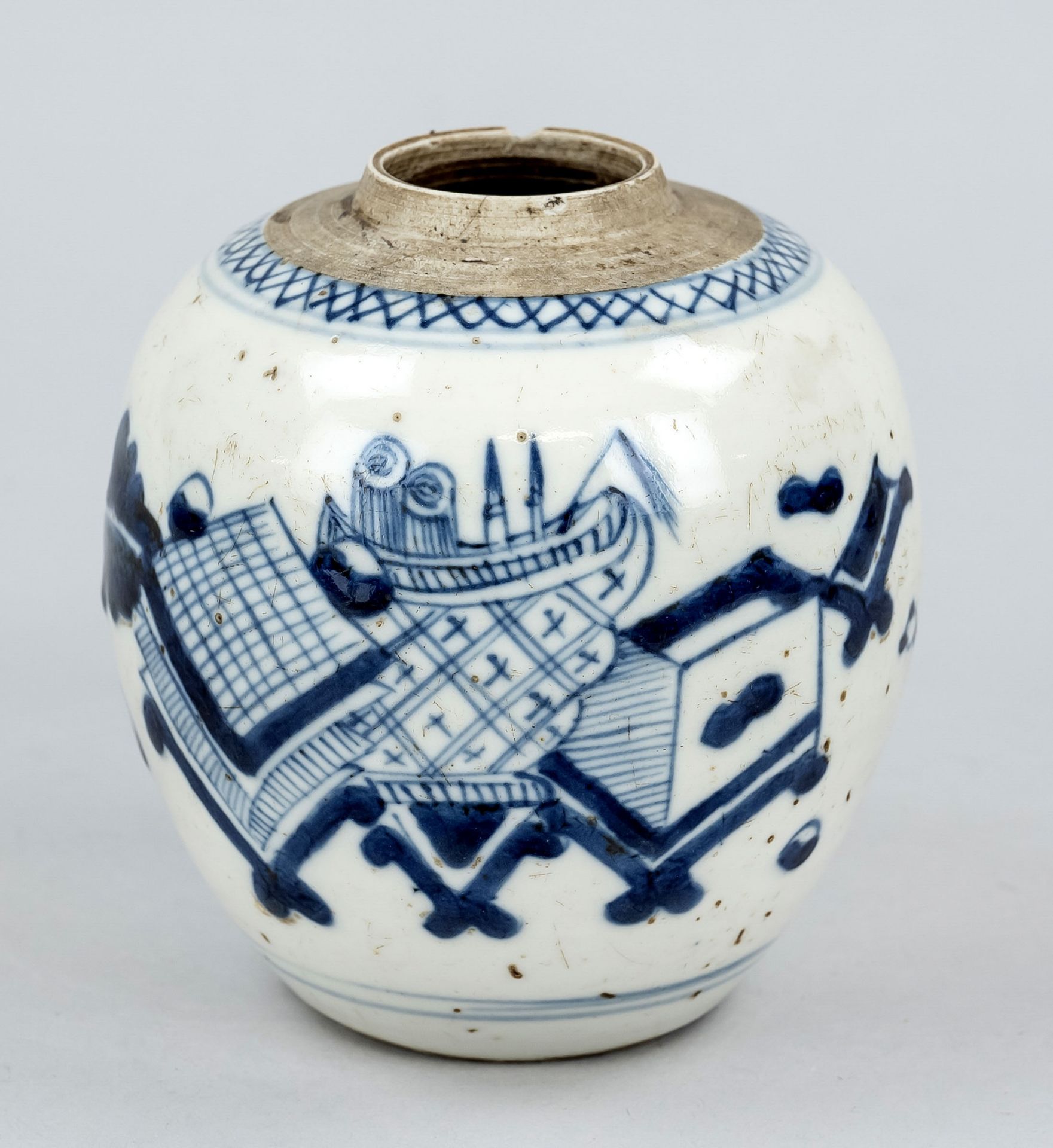 Small ginger pot, China, Qing dynasty(1644-1911), 19th century, porcelain with cobalt blue