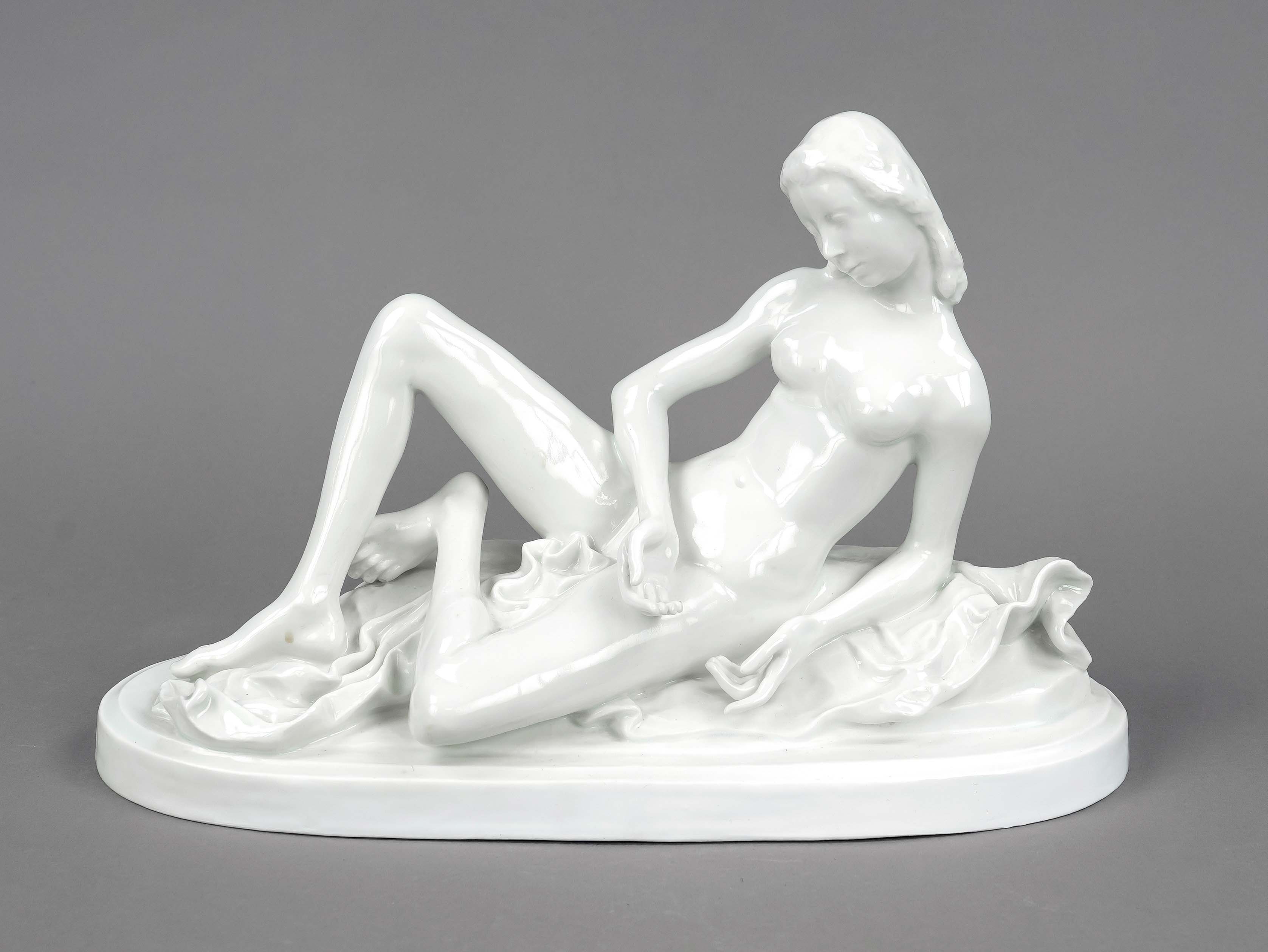 Reclining girl nude, Meissen, after 1934, 1st choice, design Richard Langer (Nordhausen 1879 -