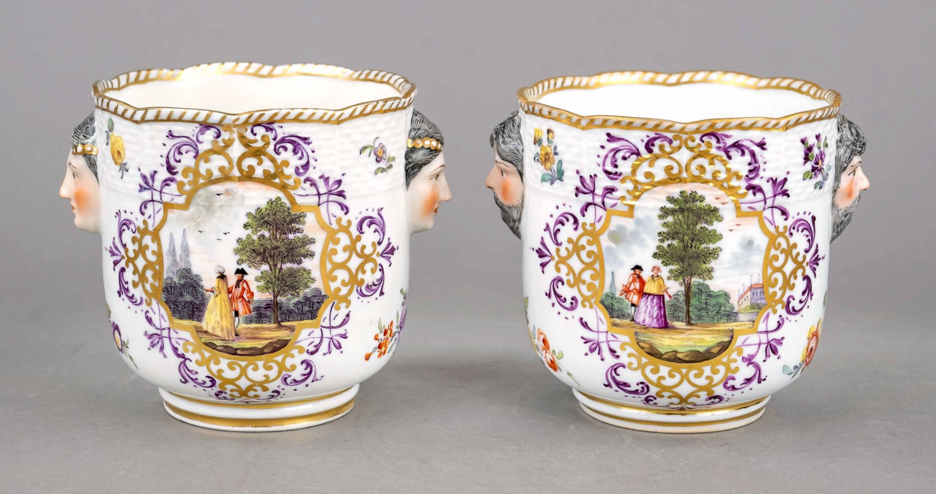 Pair of cachepots, Meissen, Marcolini mark 1774-1814, 1st choice, side handles in the shape of