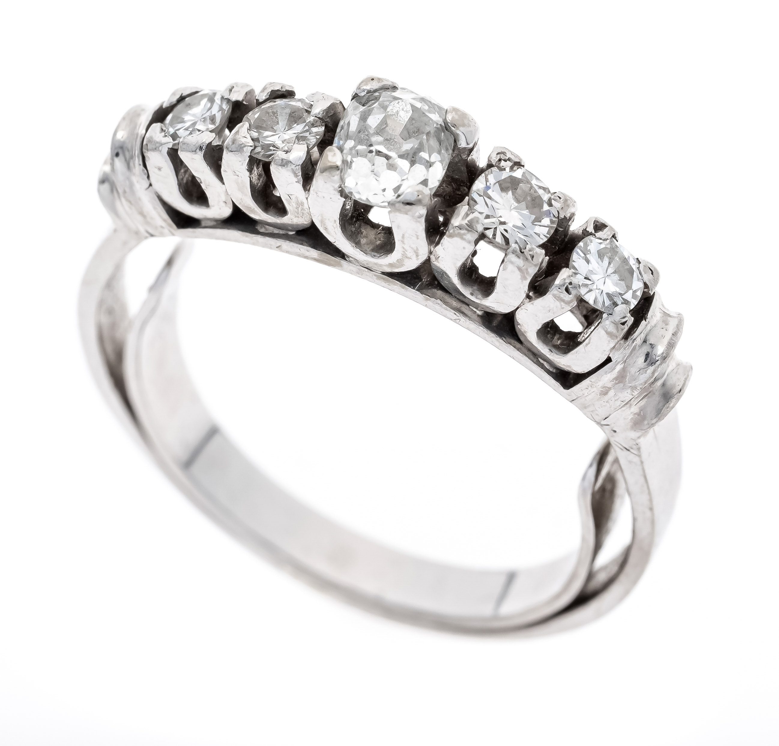 Old-cut diamond ring WG 585/000 with one old-cut diamond 0.35 ct tintedW/SI and 4 brilliant-cut