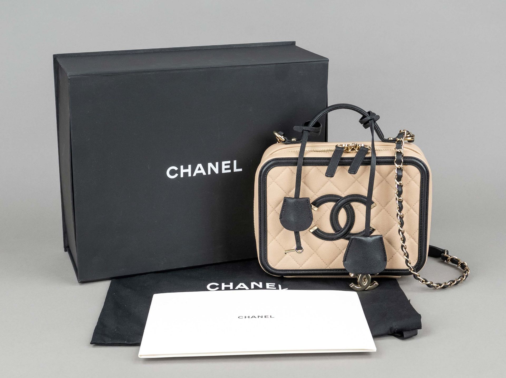 Chanel, CC Filigree Vanity Case in Quilted Caviar Leather, quilted and padded caviar leather in