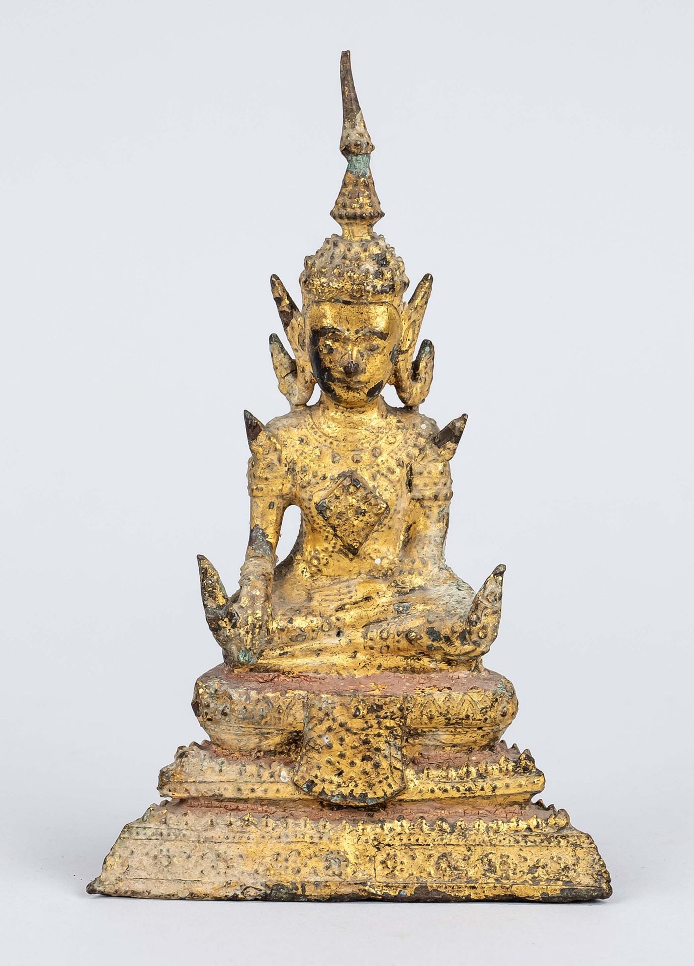 Buddha Shakyamuni, Thailand, 19th c., bronze with gold and red lacquer paint, historical Siddharta