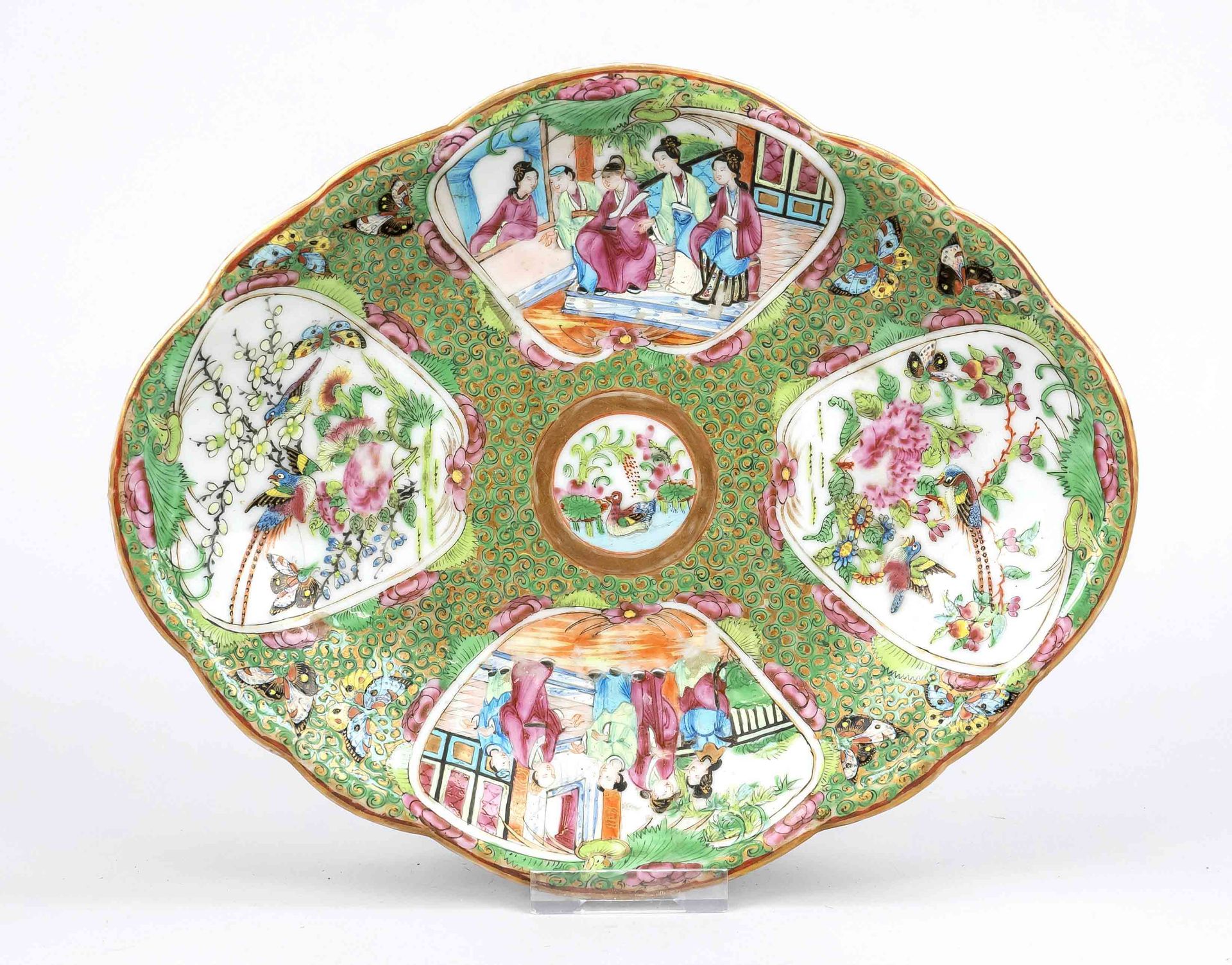 Rare Canton lozenge bowl rose medallion, South China, Macao, Qing dynasty(1644-1911), 1st half