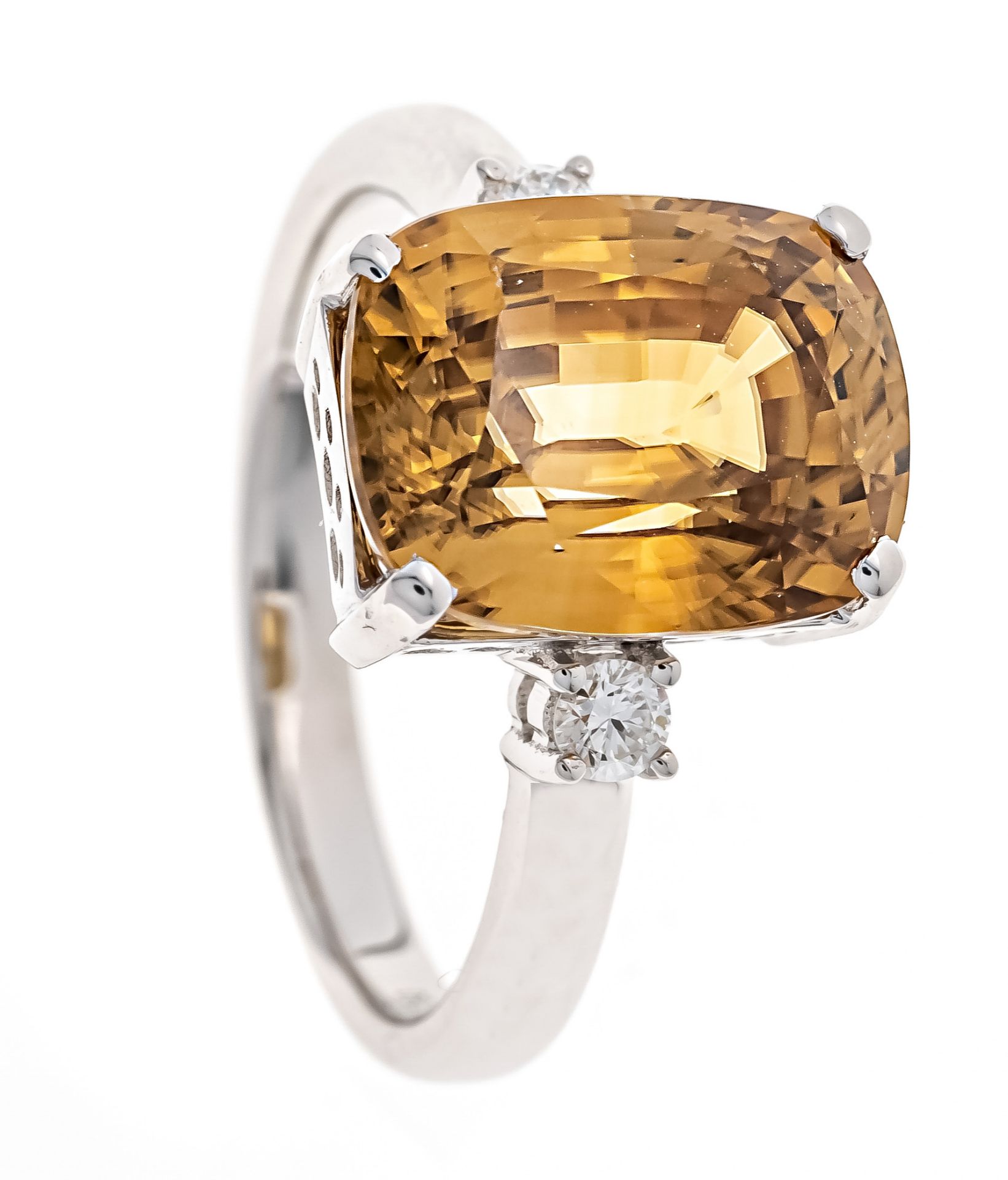 Zircon diamond ring WG 750/000 with one antique cut faceted zircon 7.1 ct intense yellowish brown,