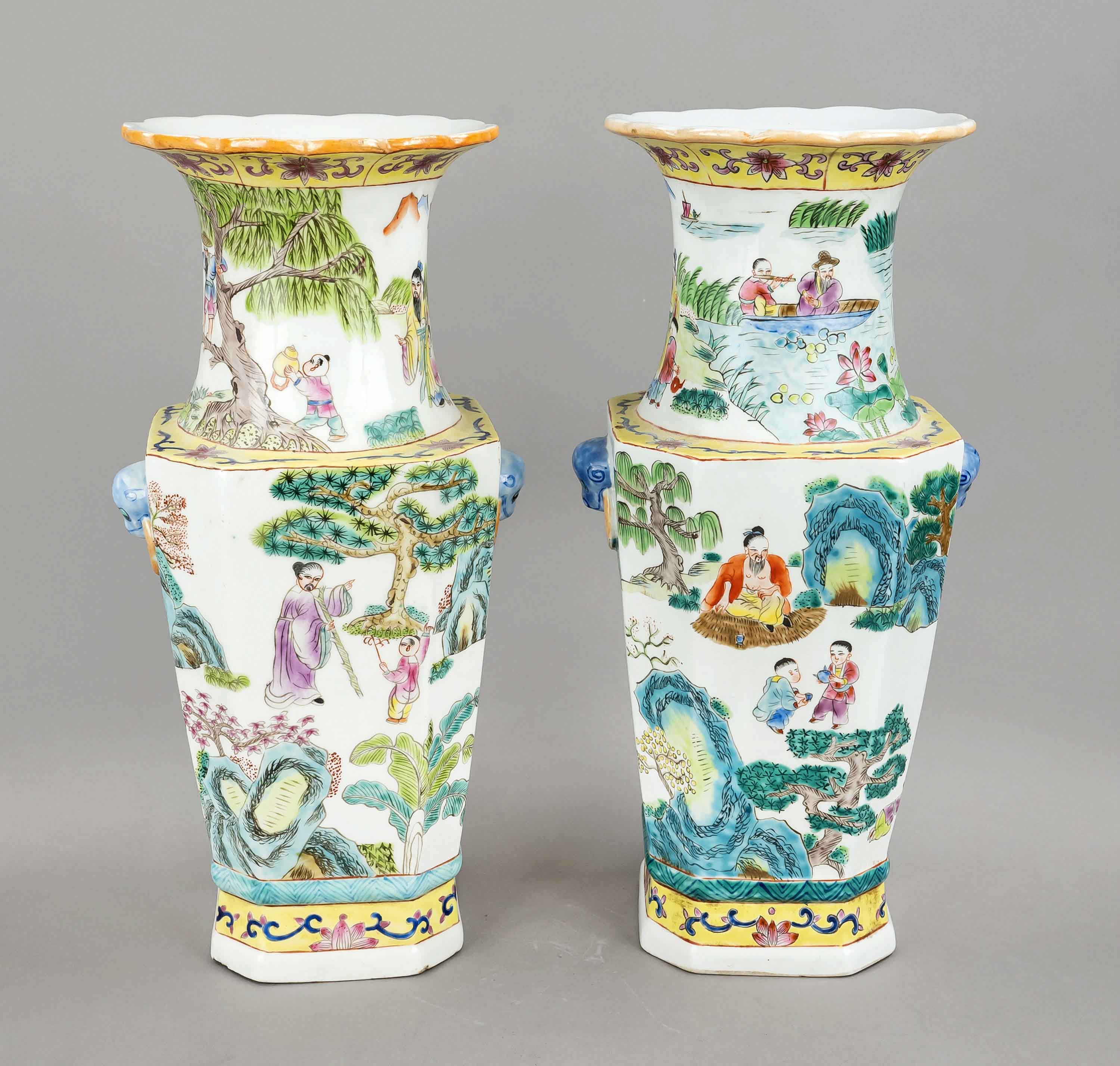 Pair of large vases, China, 20th century, porcelain with polychrome glaze decoration in famille-rose