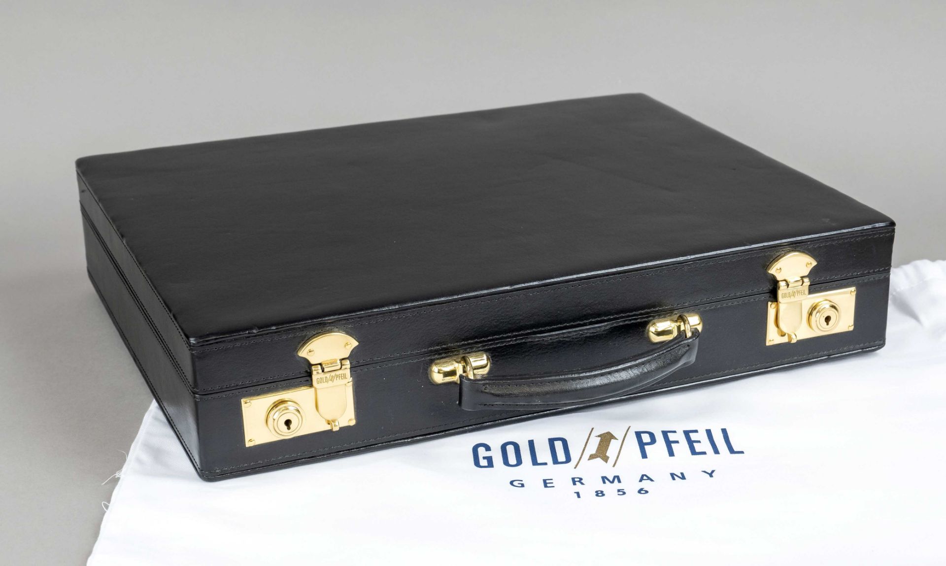 Goldpfeil, Vintage Briefcase, black leather, gold colored hardware and fittings, short central carry