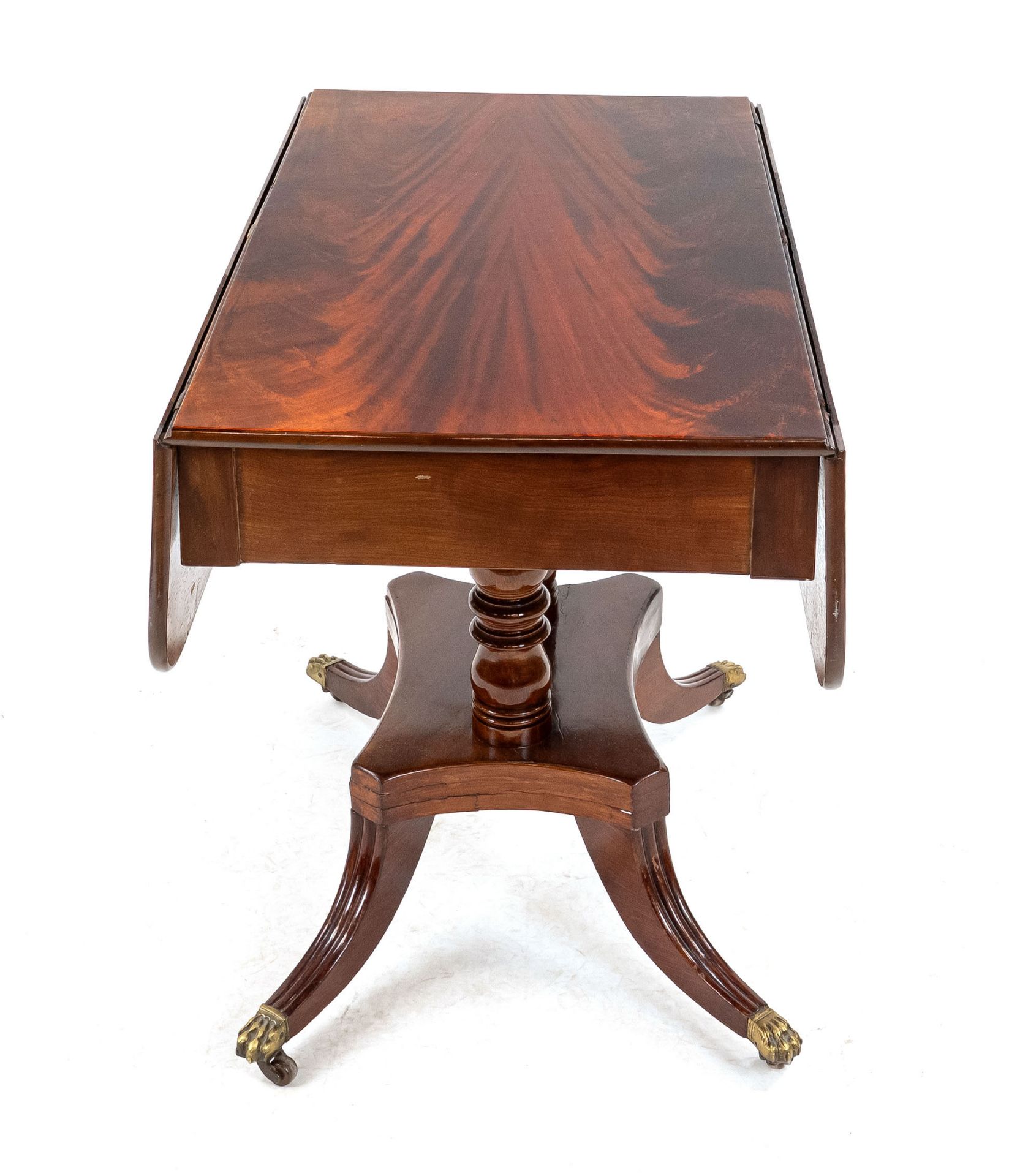 English folding table, 19th century, mahogany, curved legs on roller feet, restored 73 x 91 x 53/100 - Image 2 of 2