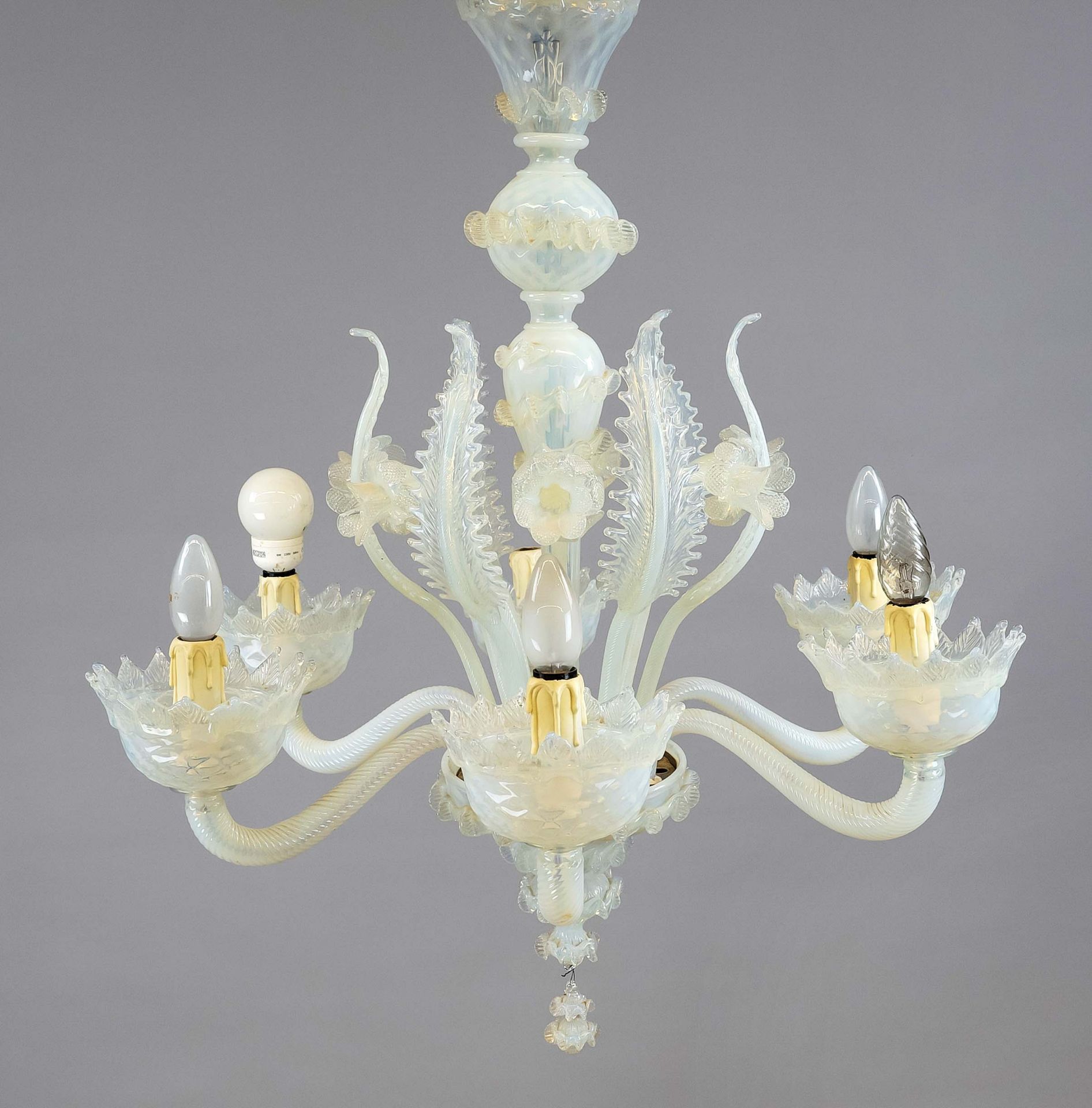 Venetian ceiling lamp, Italy, 20th c., milky white glass with light iridescent effect. Console