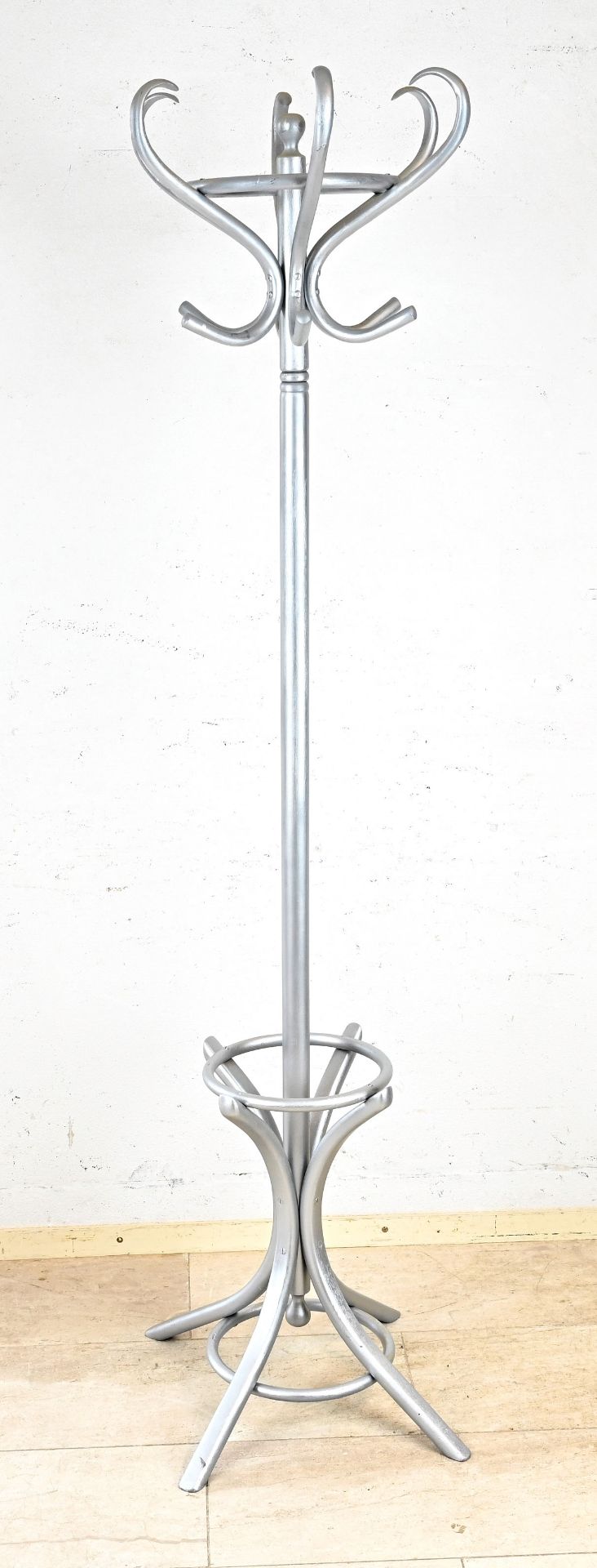 Coat rack in Thonet style, beech silver colored, h. 195 cm.- The furniture can not be viewed in