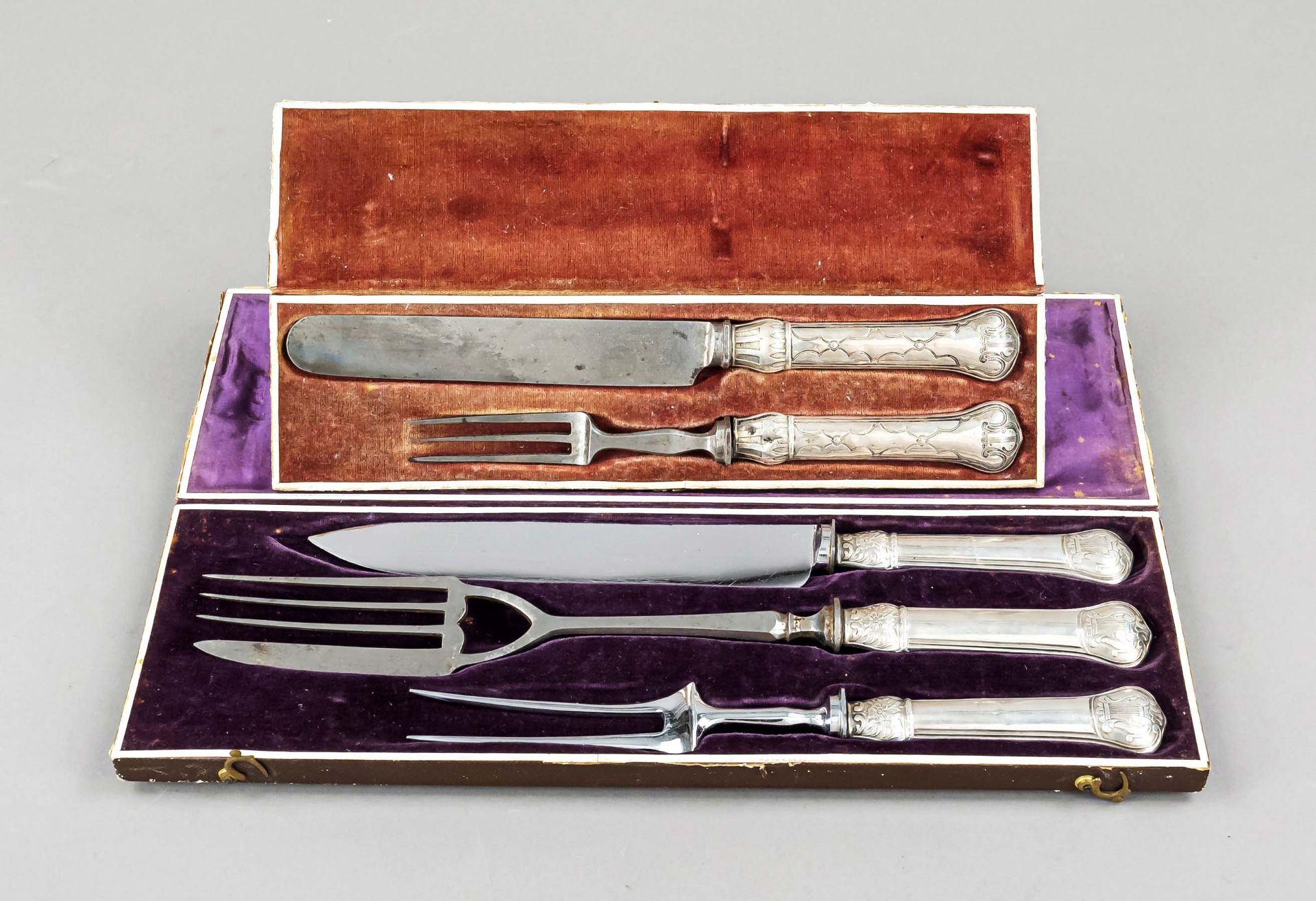 Five pieces of serving cutlery, late 19th c., silver 12 soldered (750/000), each with filled