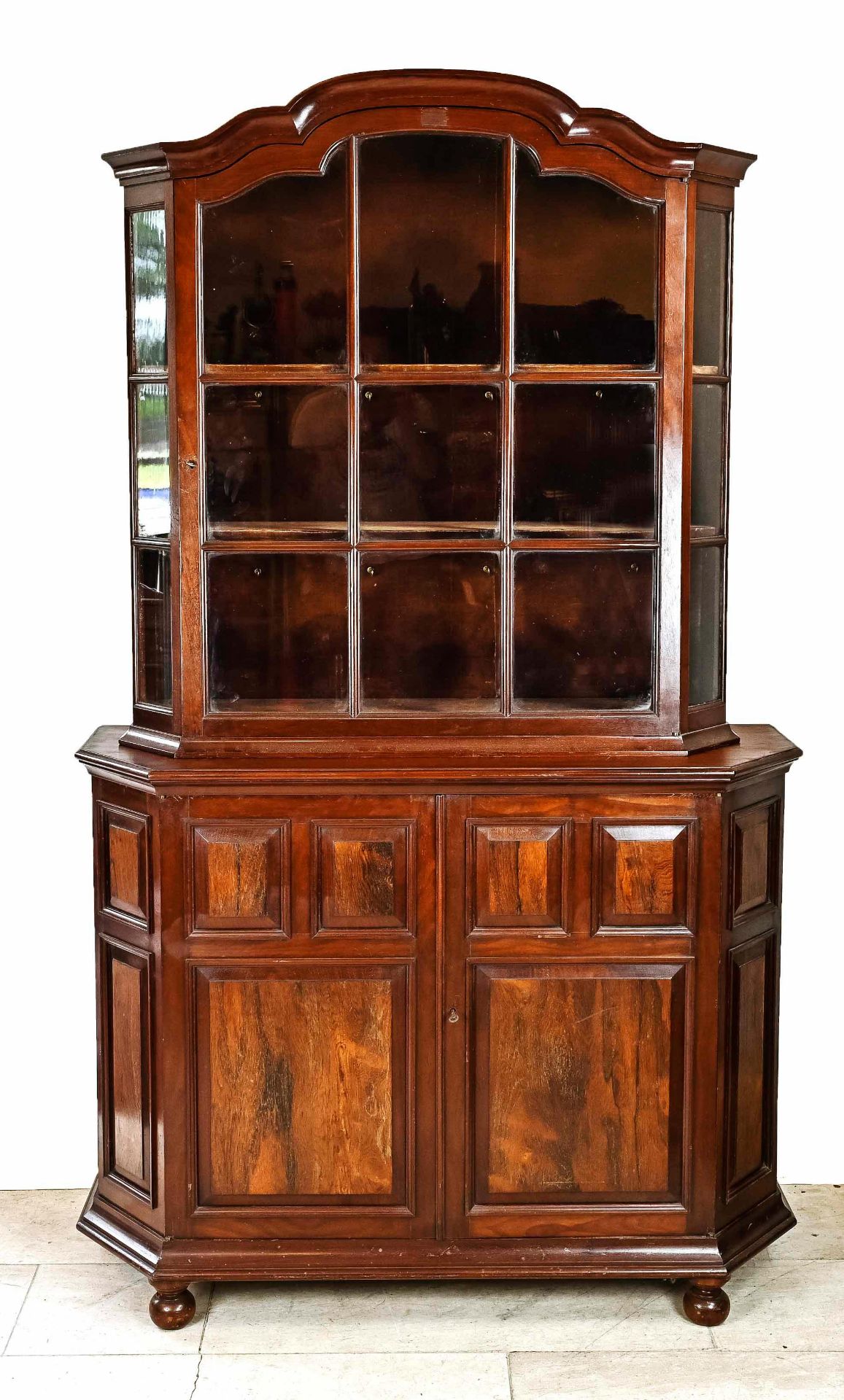 Display cabinet around 1900, mahogany, 1-door lattice-glass top on 2-door bottom, 201 x 115 x 45 cm,