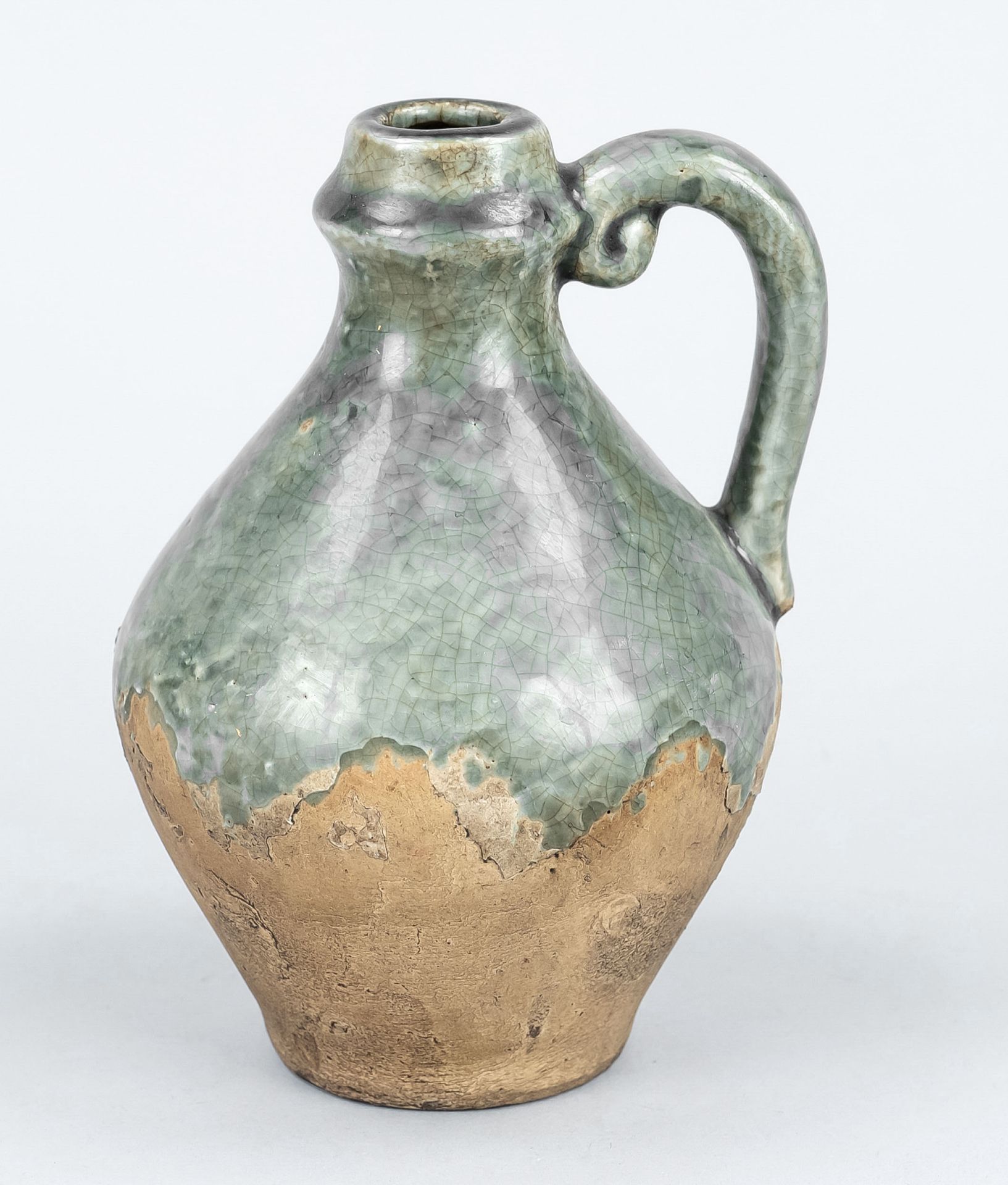 Handle bottle, China, probably Qing dynasty(1644-1911) 19th century, earthenware with bluish