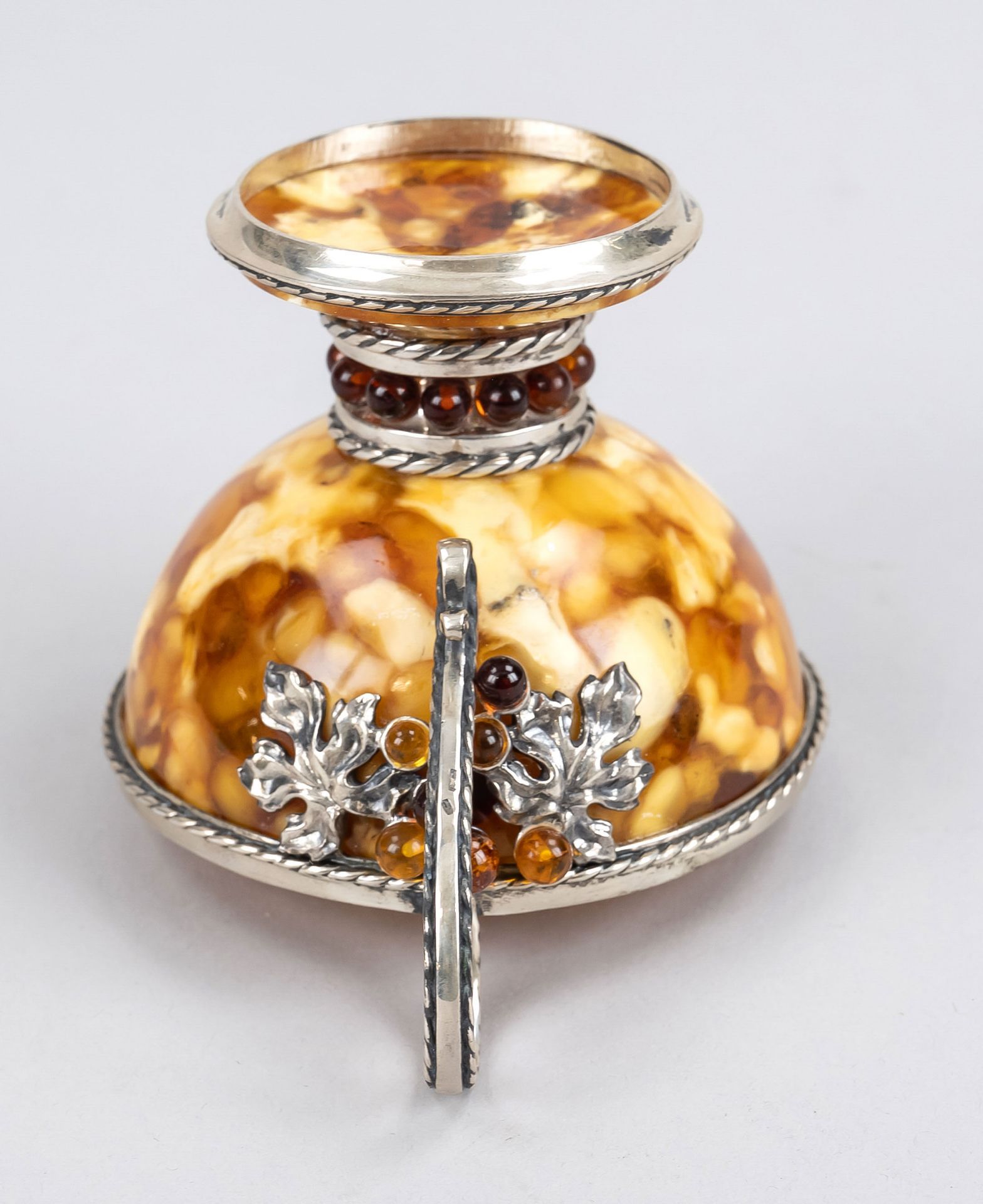 Cup with saucer and spoon, 20th c., amber with silver plated mount, slightly ber, h. 9 cm - Image 2 of 2