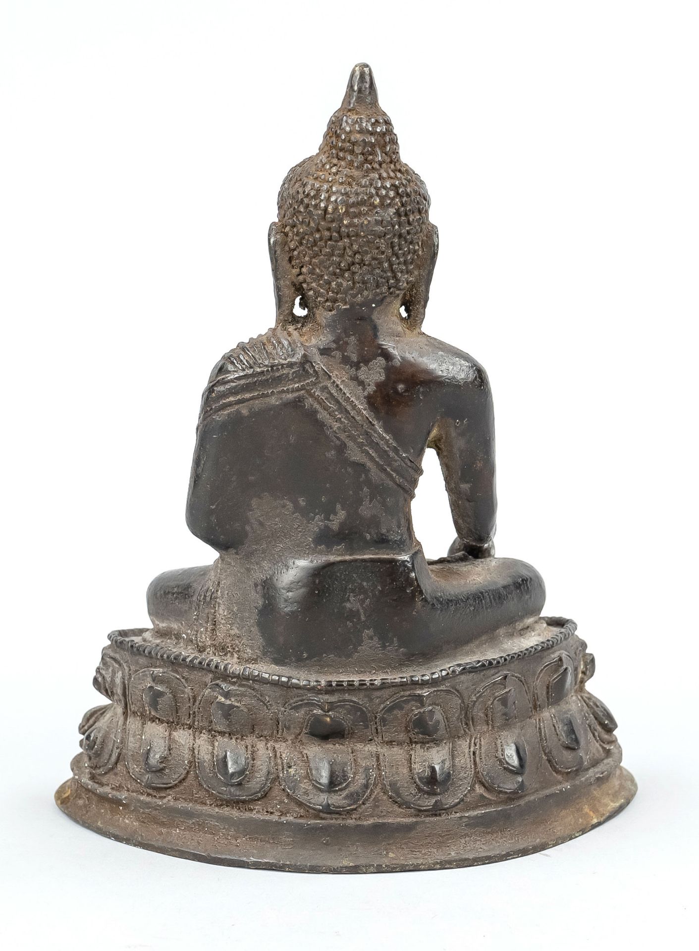 Buddha Shakyamuni in Qianlong style, China, Qing dynasty(1644-1912) 19th century, bronze, historical - Image 2 of 2