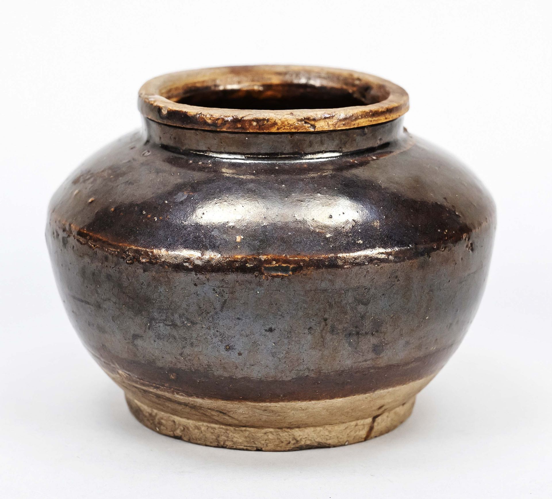 Shoulder pot Cizhouyao, China, Song dynasty(960-1279) or later, brownish stoneware brush washer with