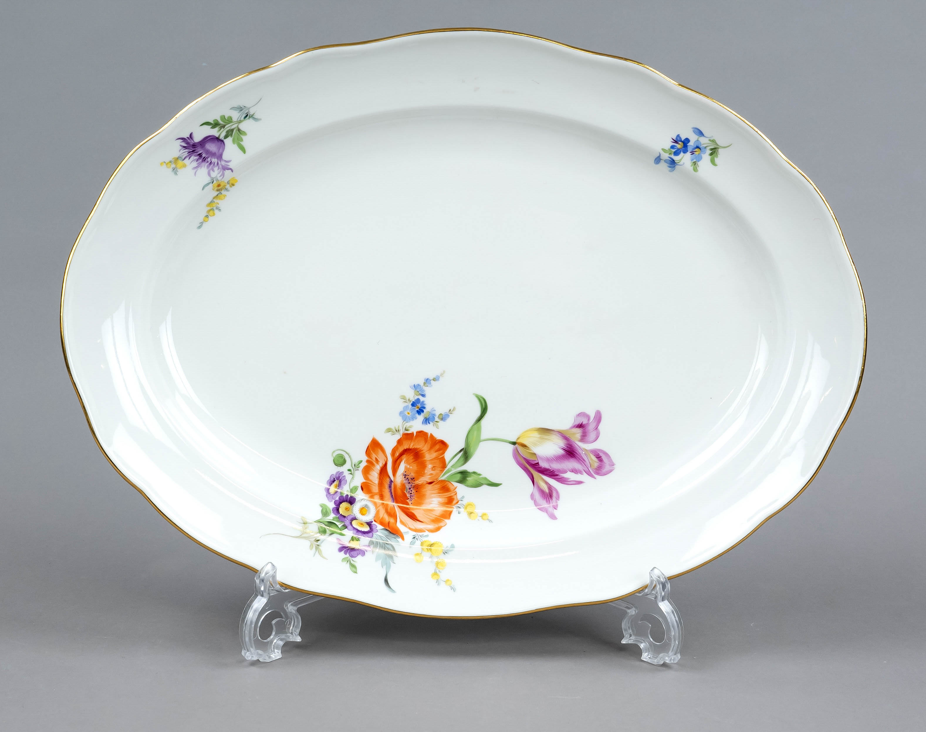 Large oval roast plate, Meissen, mark after 1934, 1st choice, shape New Cutout, decor Colorful