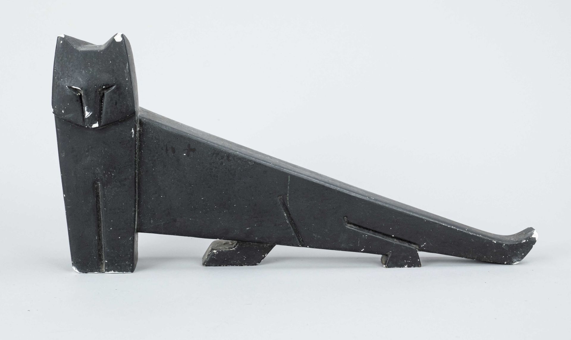 Helmut Görsch (1909-ca.1970), stylized cat, black painted plaster, unsigned, rubbed and bumped, l.