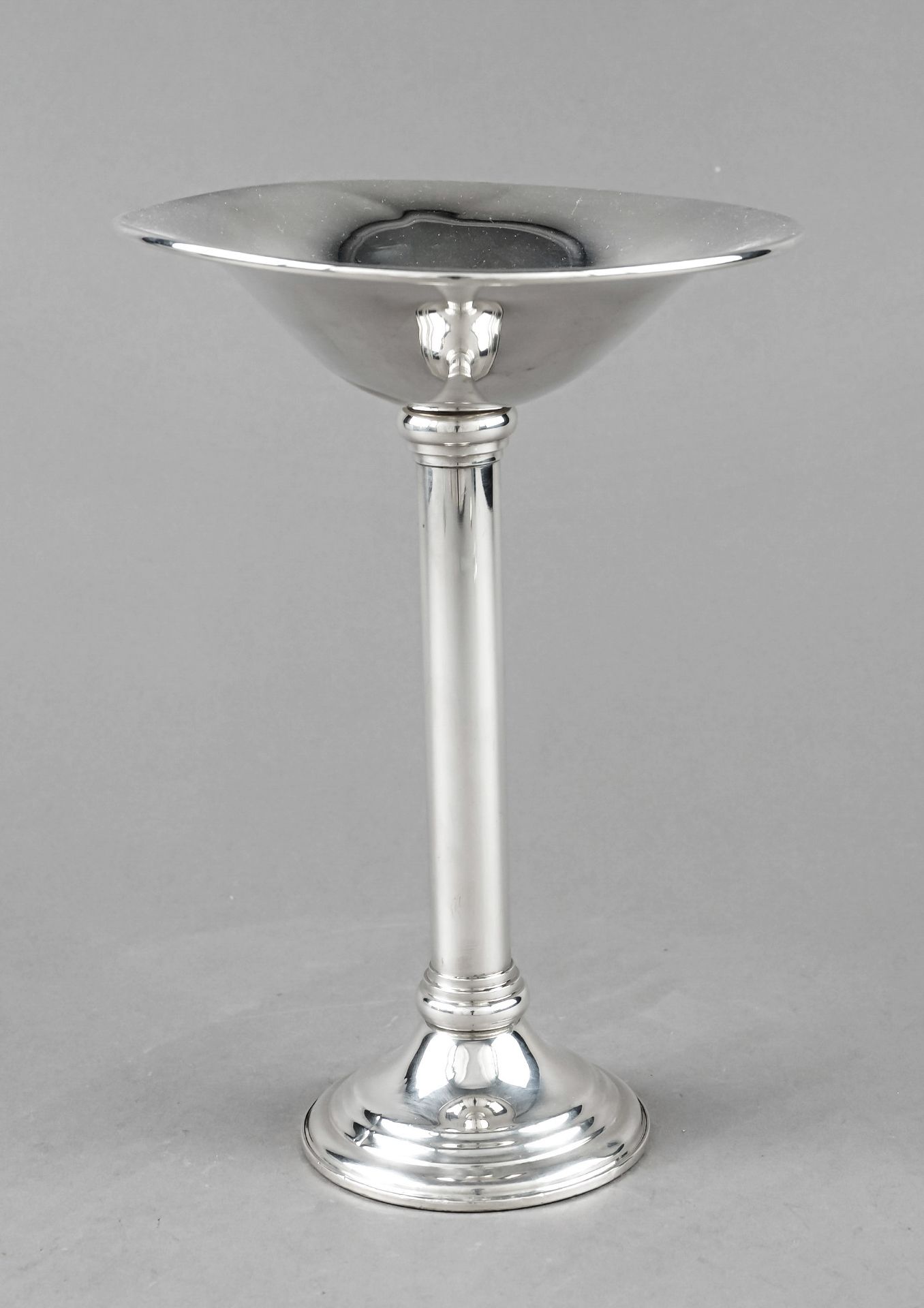 Top/confect bowl, USA, 20th c., sterling silver 925/000, round stepped and filled stand, column