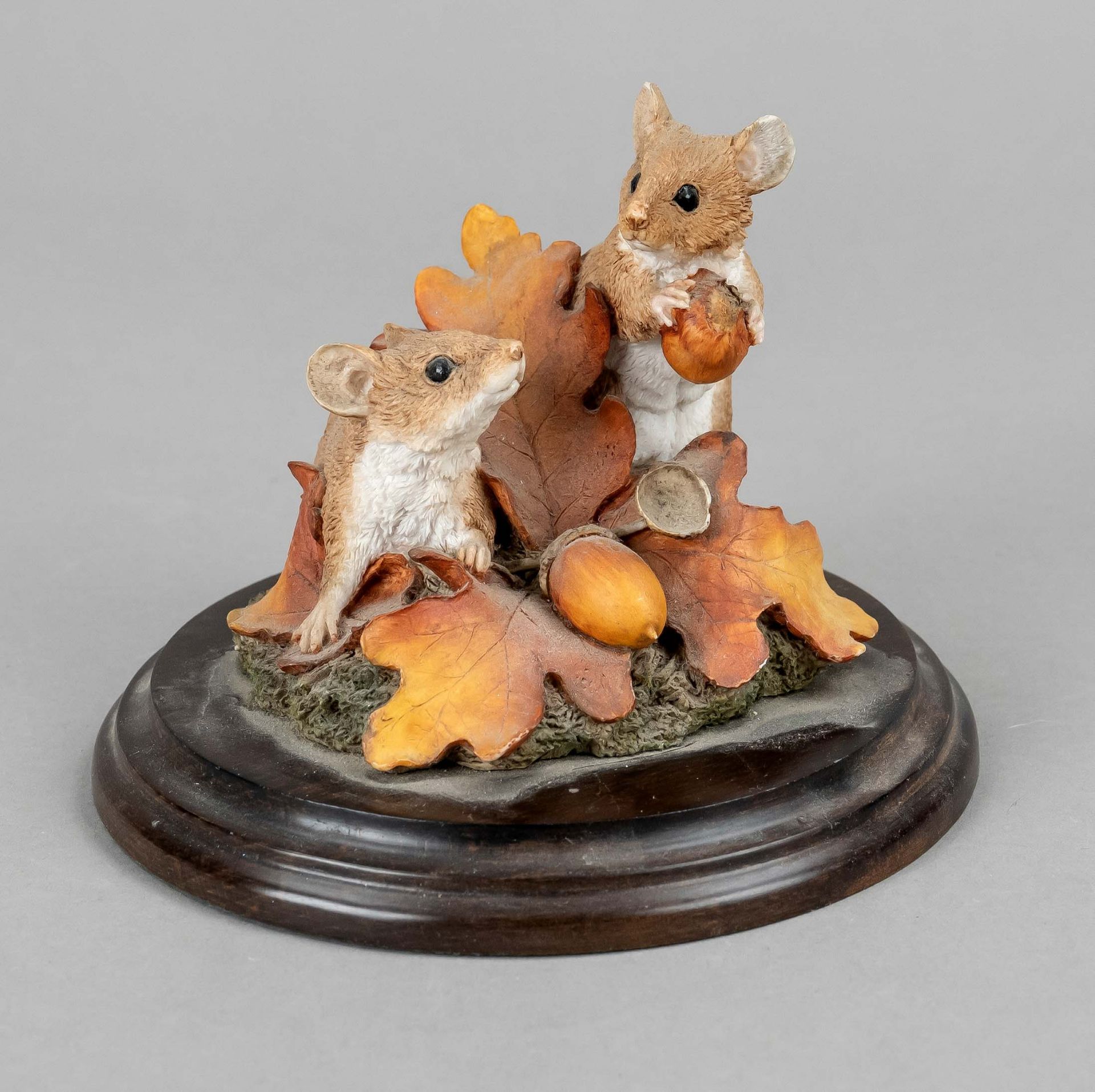 Two mice playing with oaks, Goebel, end of 20th century, label 'Country Artists' England,